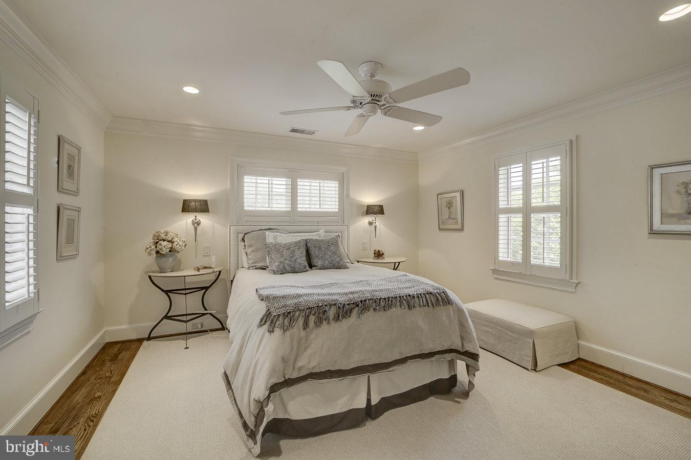 KENWOOD - Residential