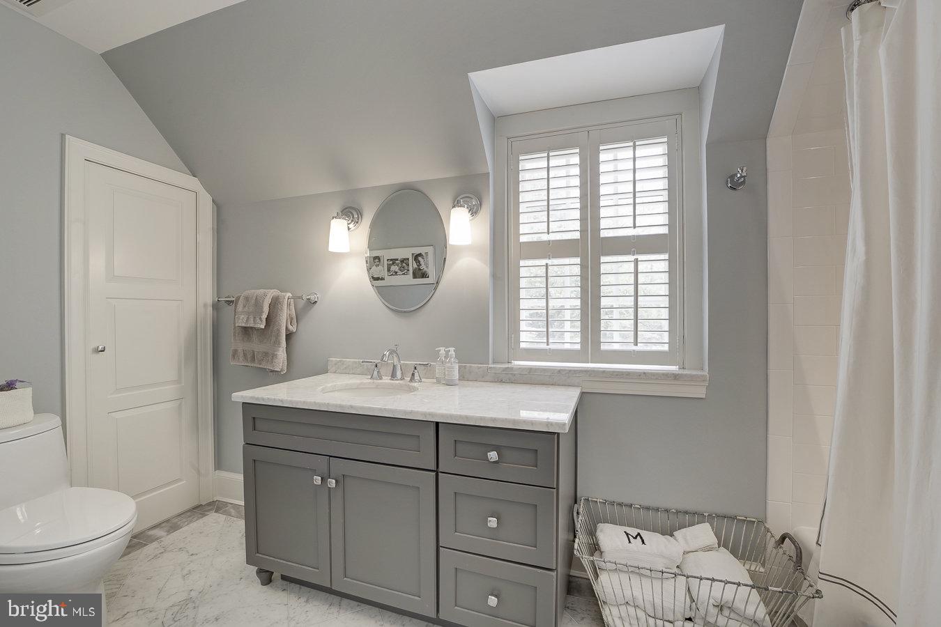 KENWOOD - Residential