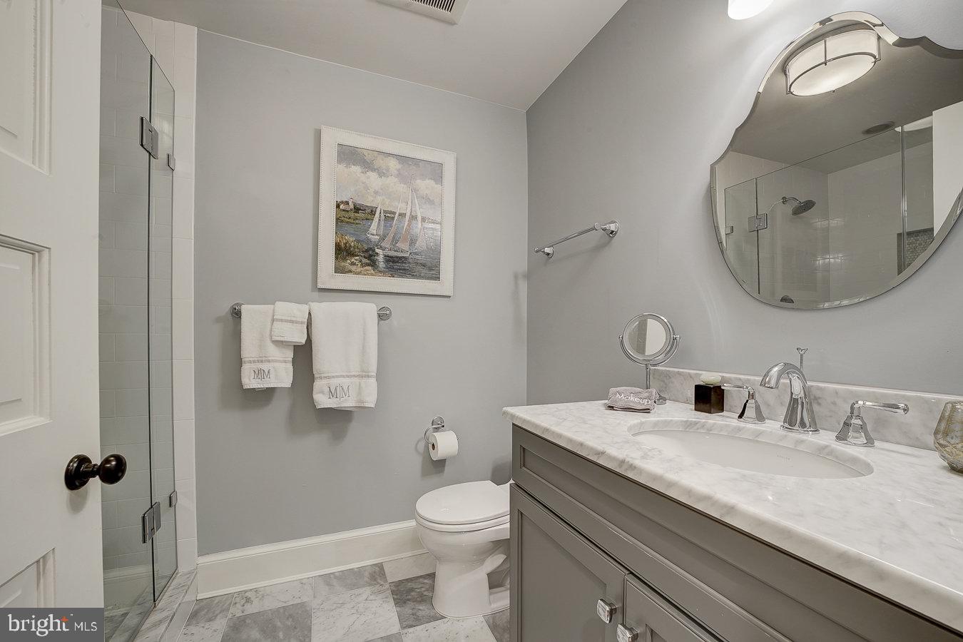 KENWOOD - Residential