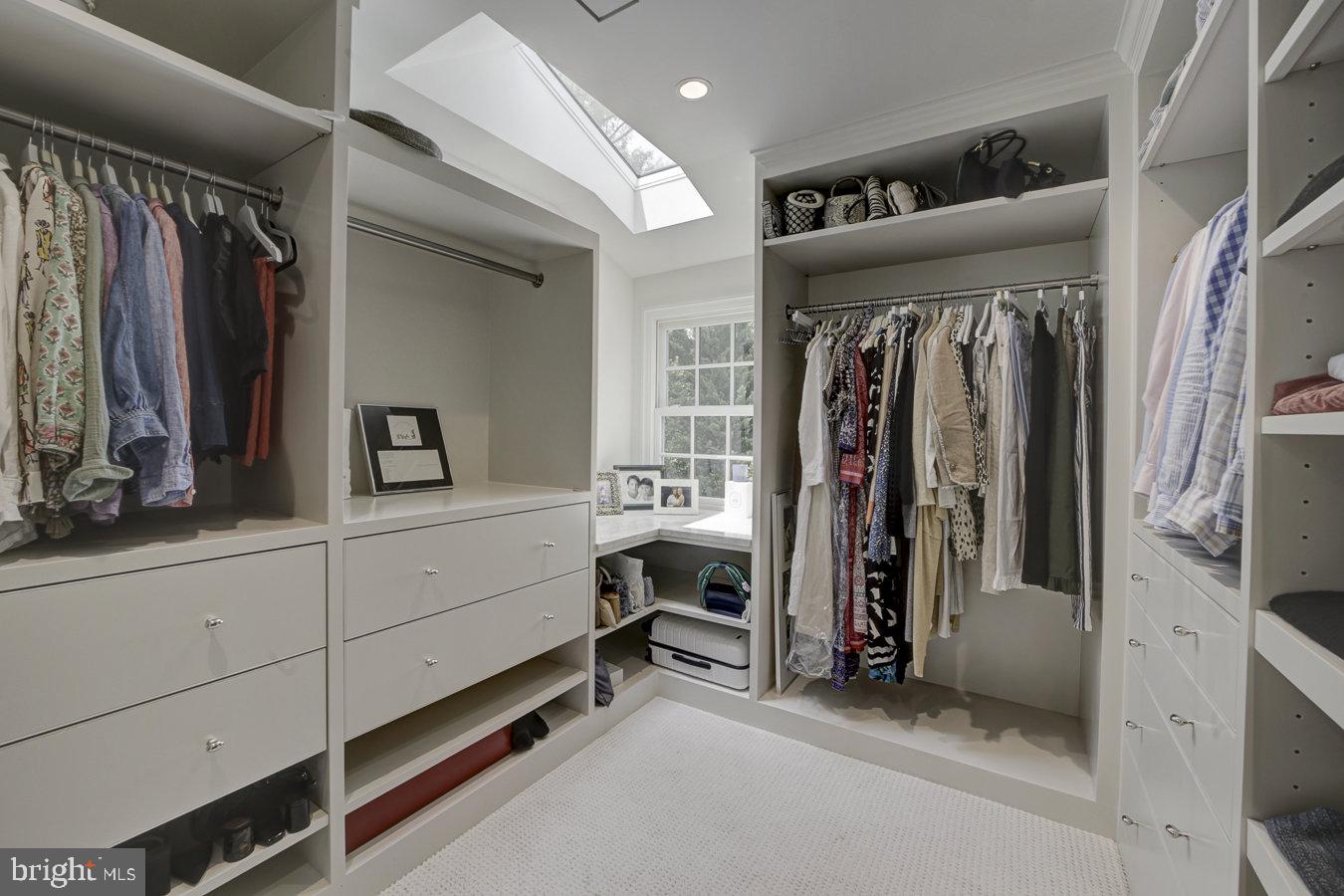 KENWOOD - Residential