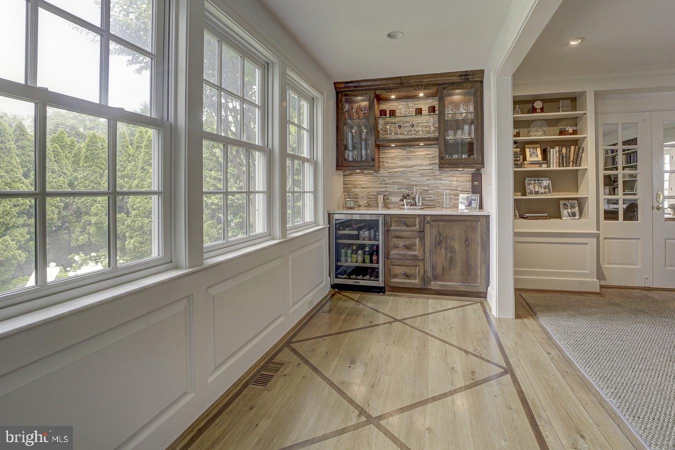 KENWOOD - Residential