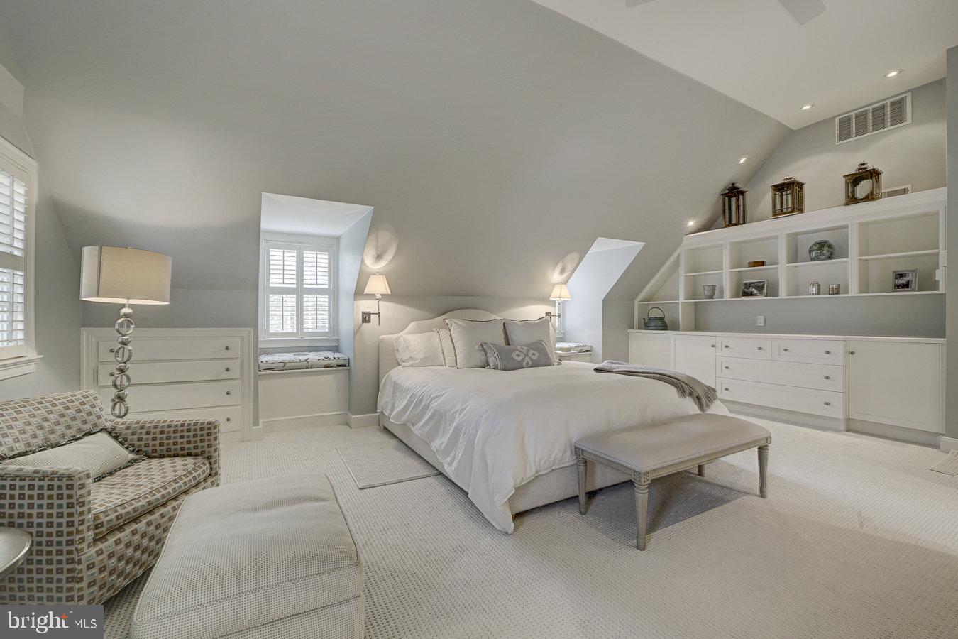 KENWOOD - Residential