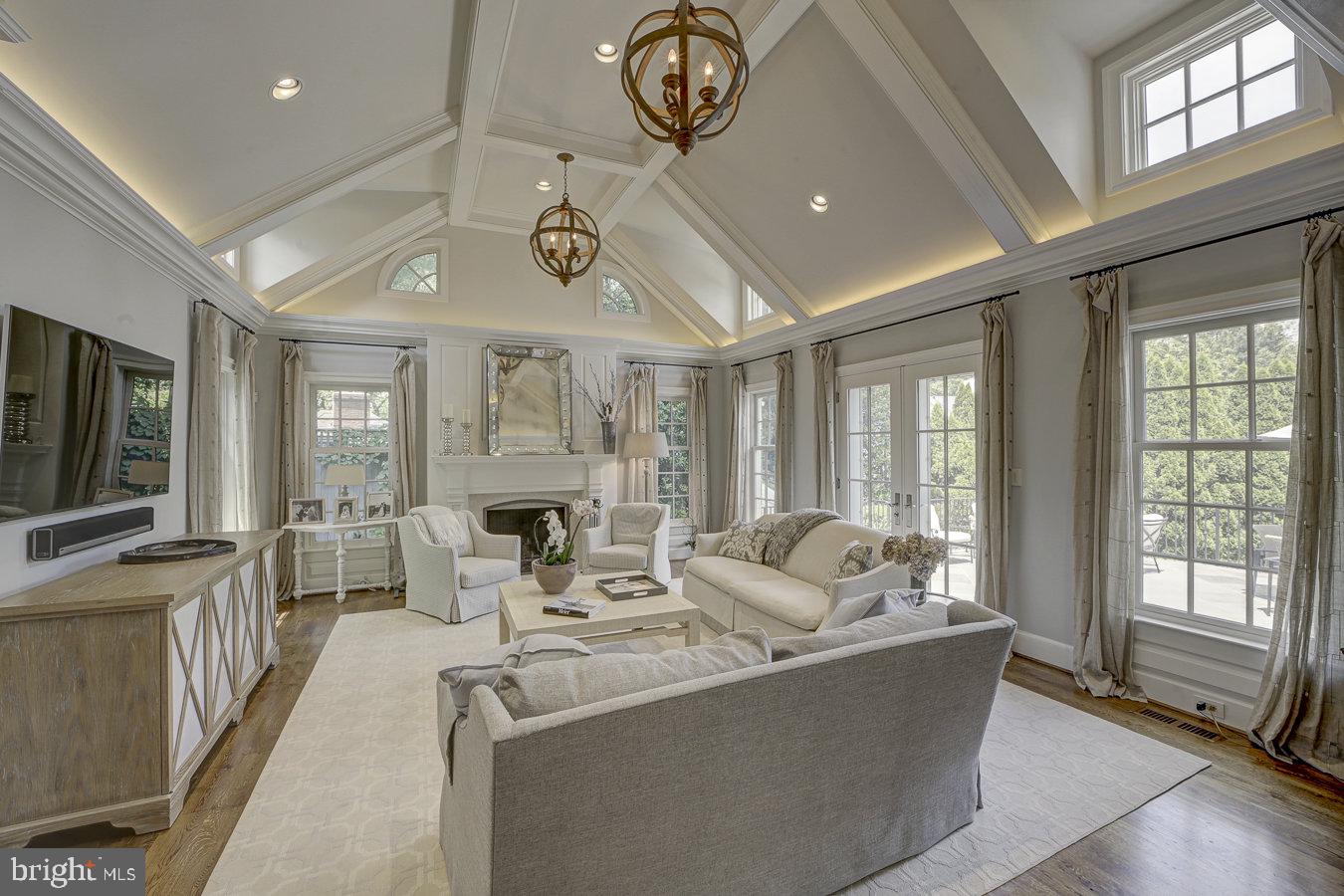 KENWOOD - Residential