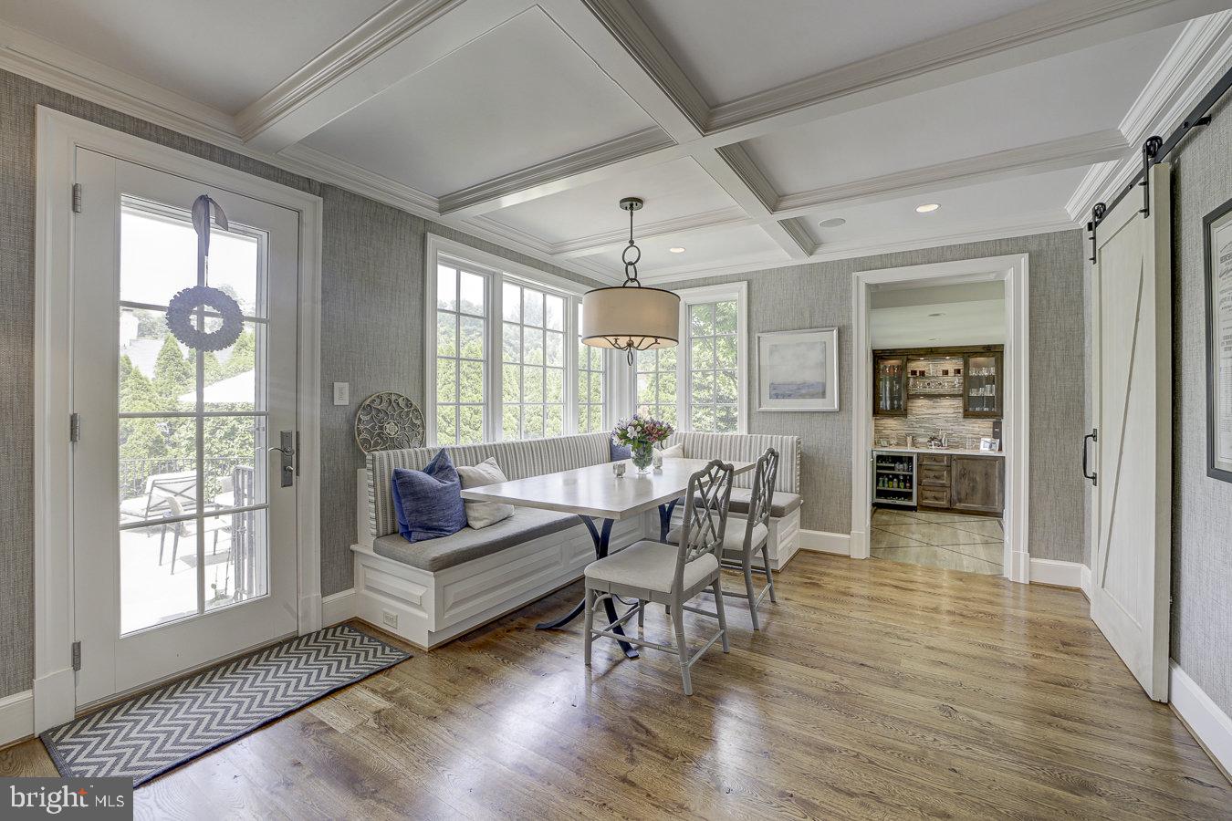 KENWOOD - Residential