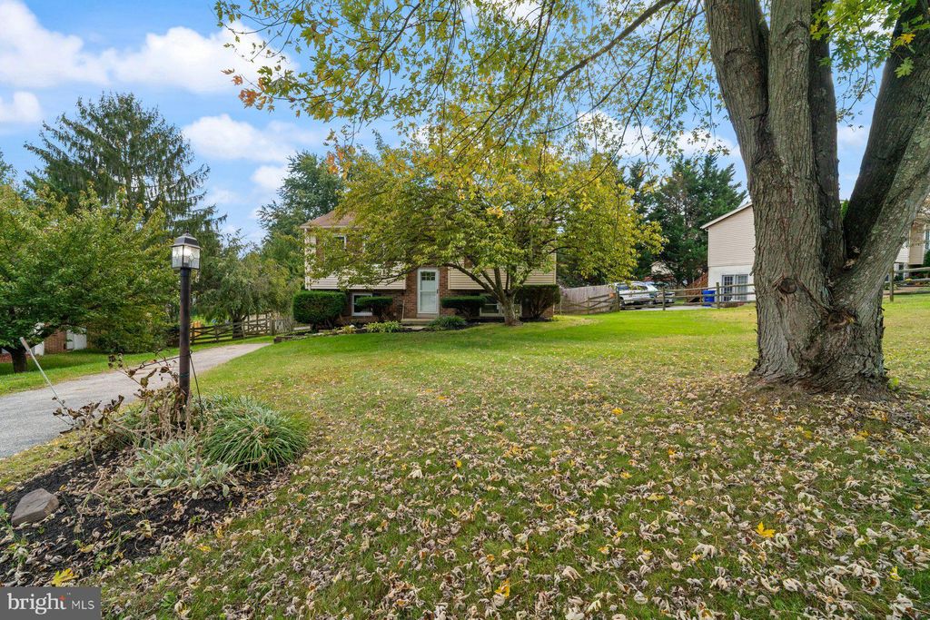 Photo of 2913 Tulip Way, MANCHESTER, MD 21102 (MLS # MDCR2030354)