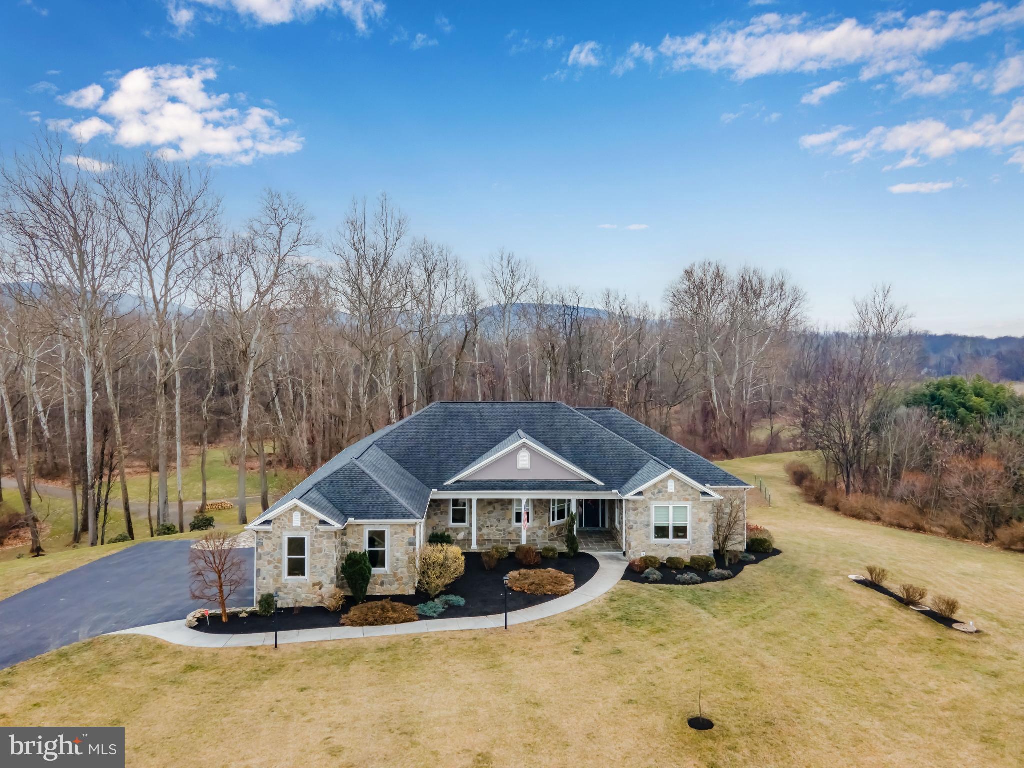 ROCKWELL FARMS - Residential