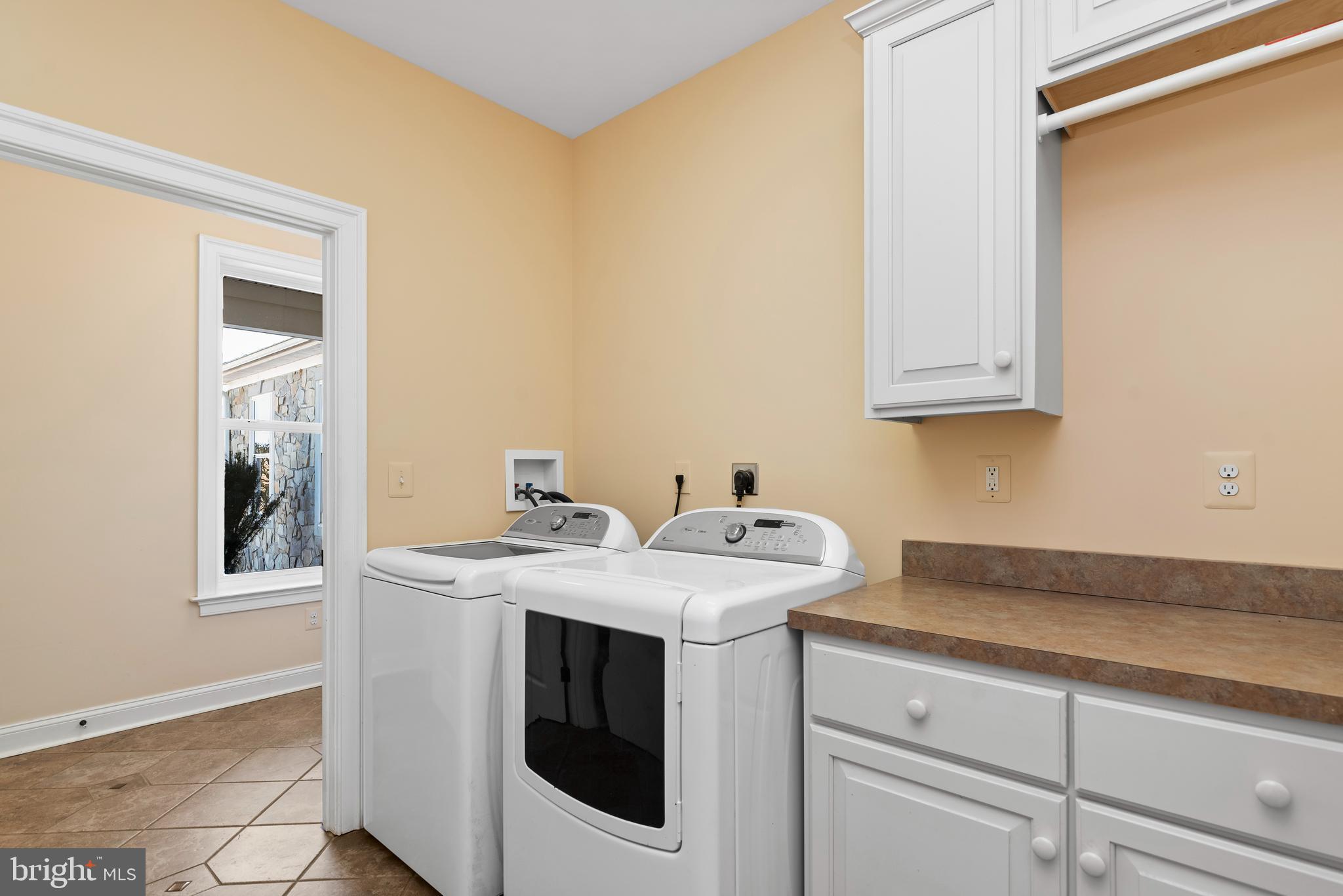 ROCKWELL FARMS - Residential