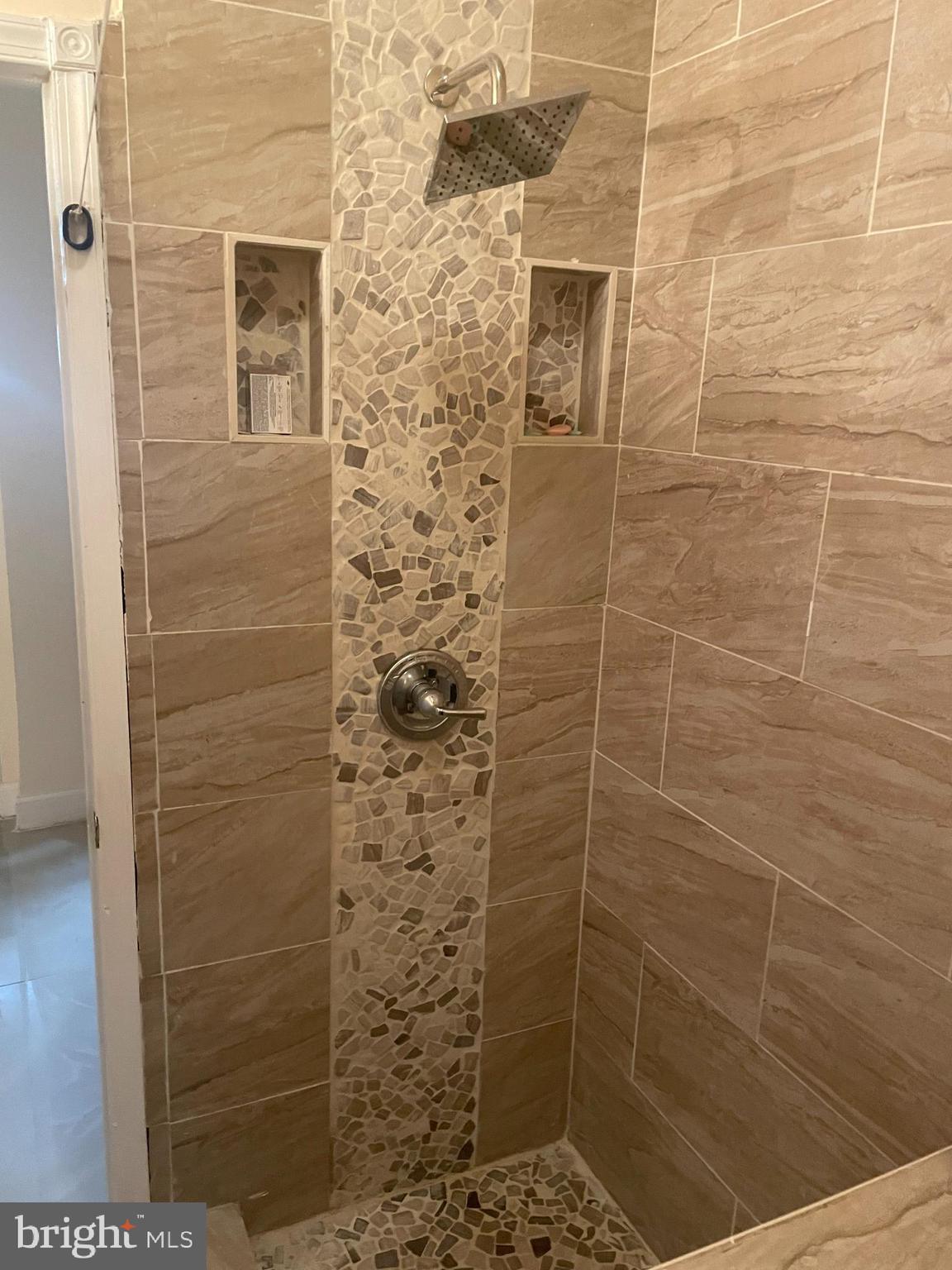 PHILADELPHIA (NORTHEAST) - Residential