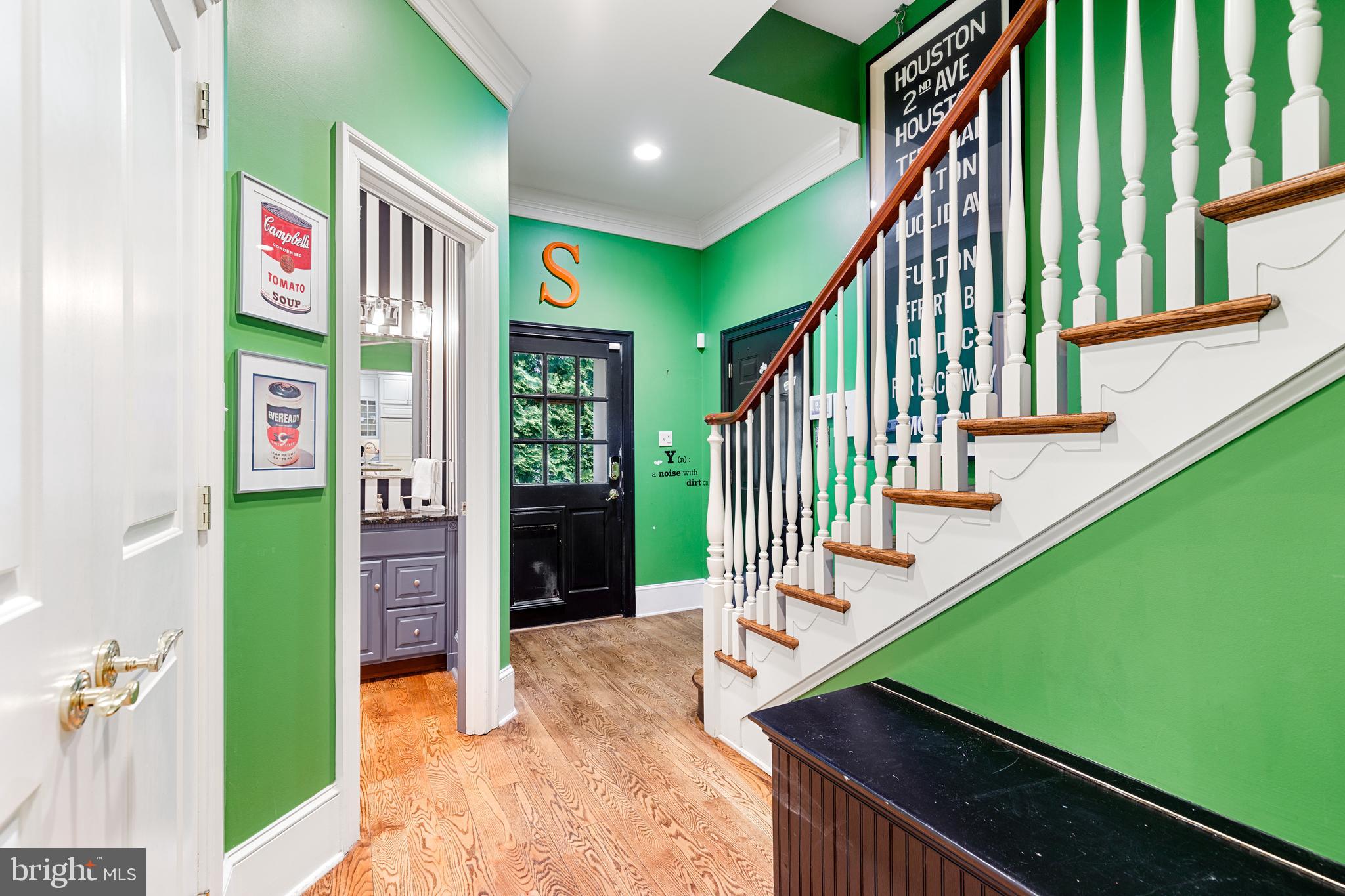 GLADWYNE - Residential