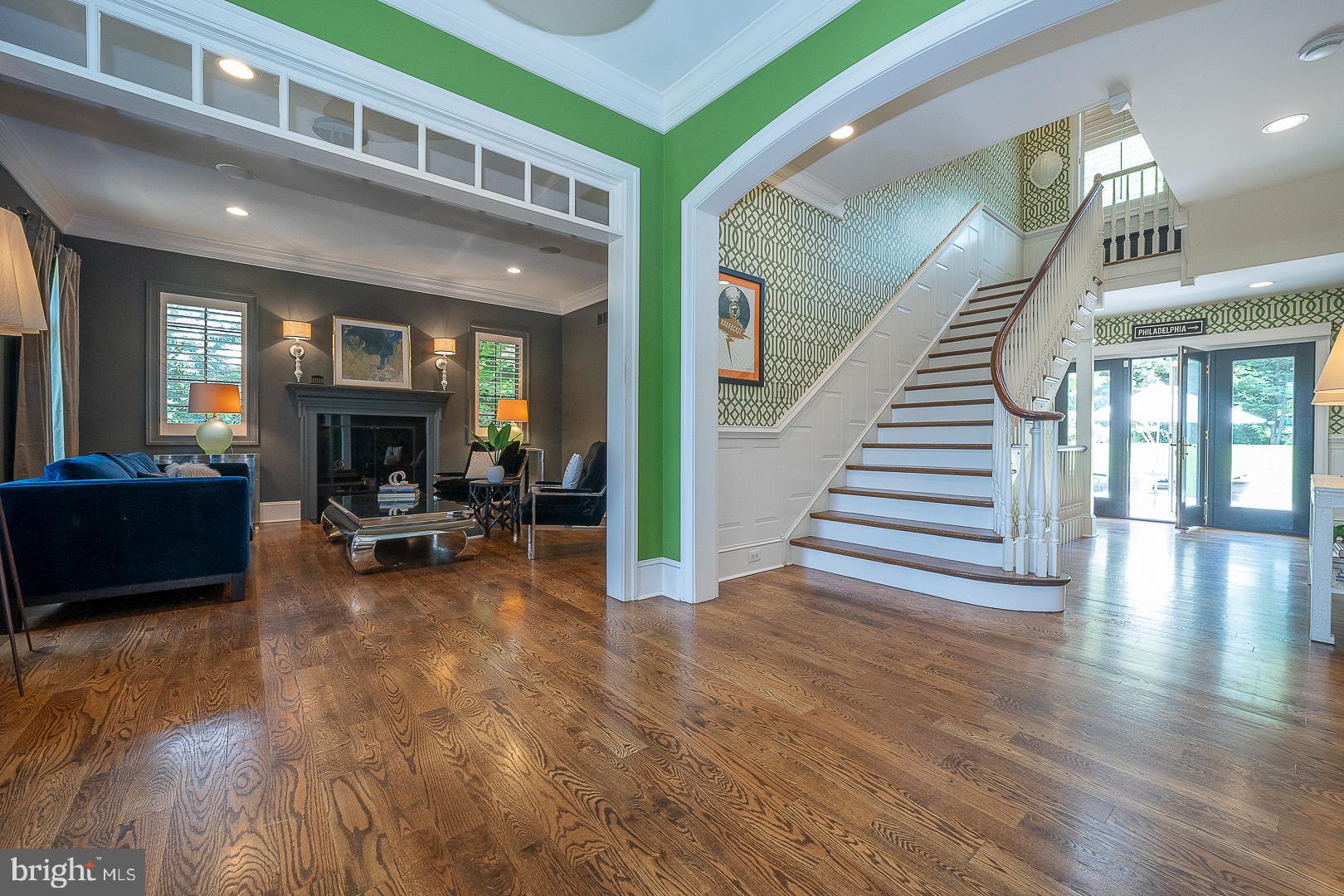 GLADWYNE - Residential