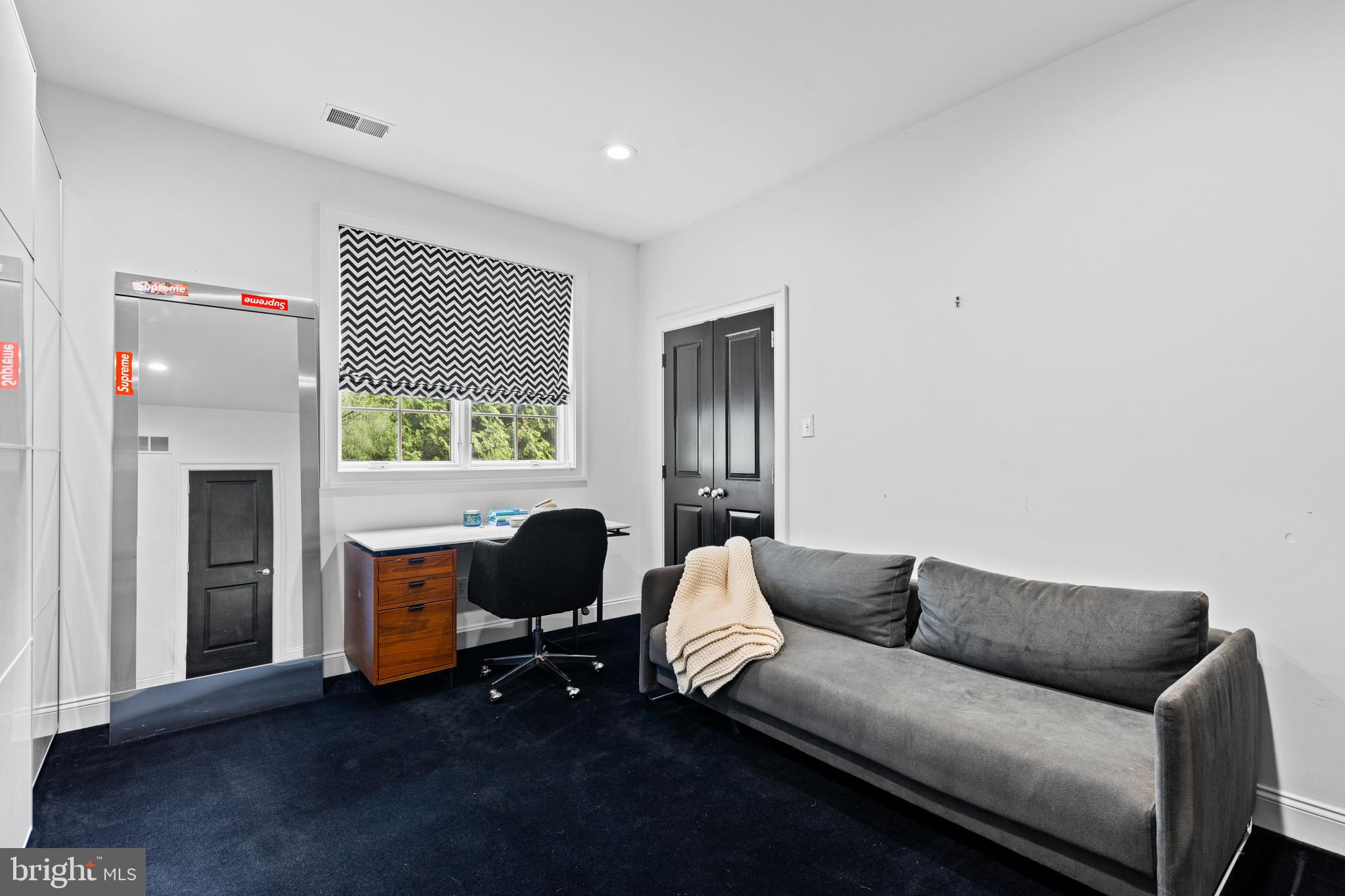 GLADWYNE - Residential