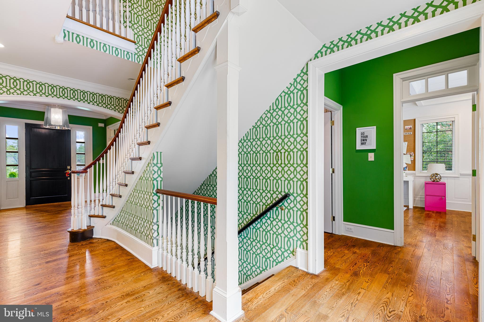 GLADWYNE - Residential