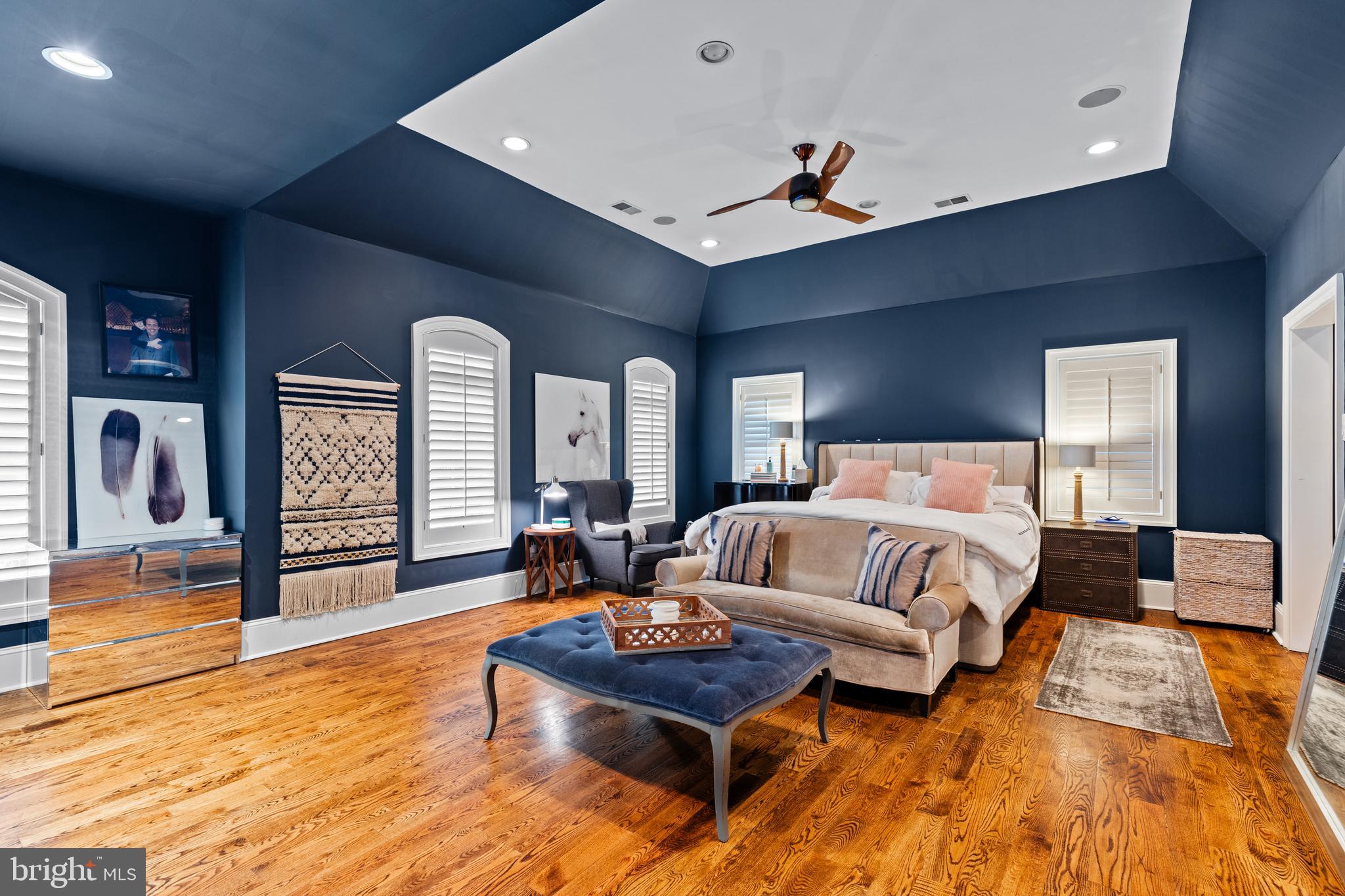 GLADWYNE - Residential