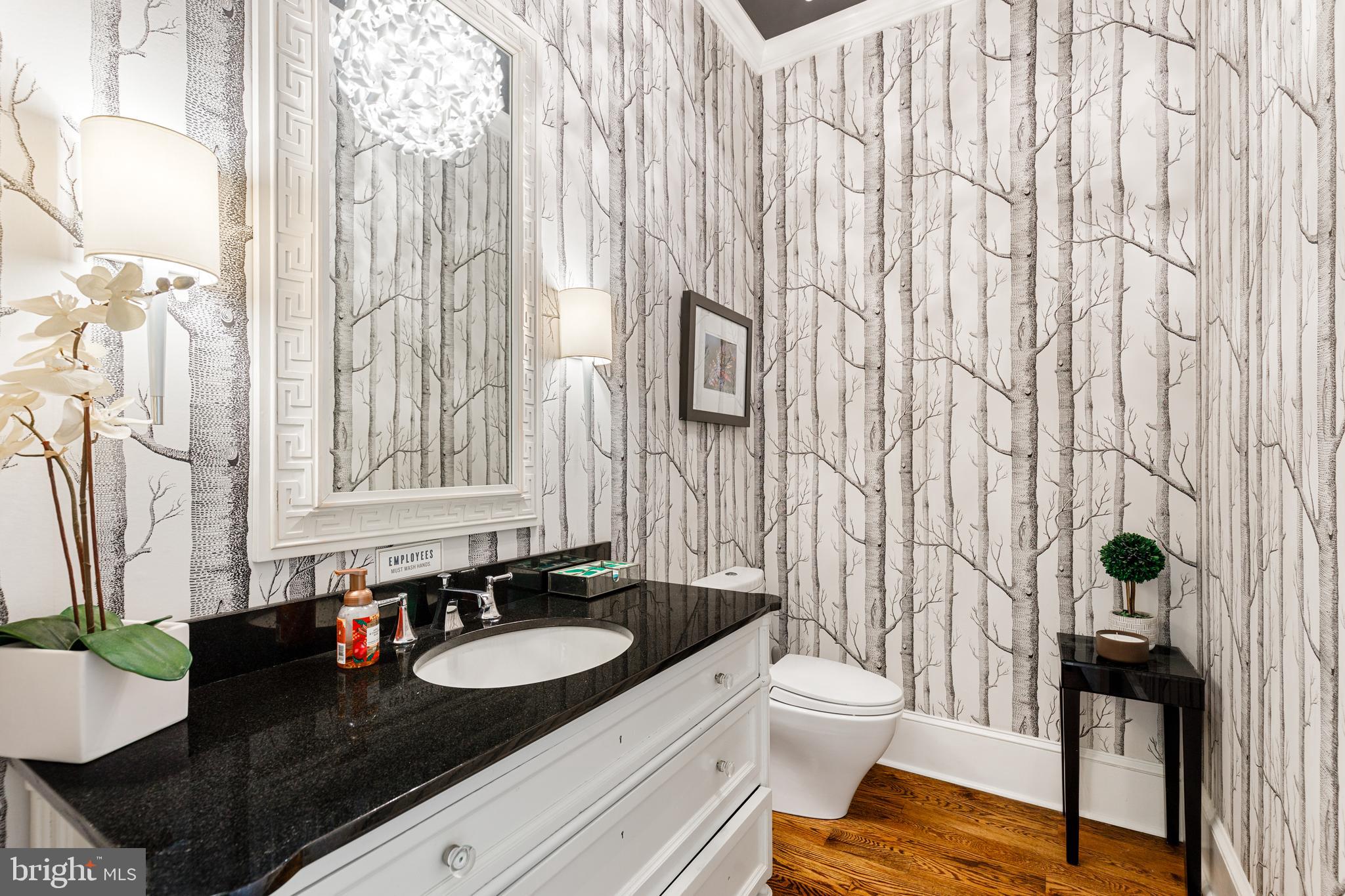 GLADWYNE - Residential