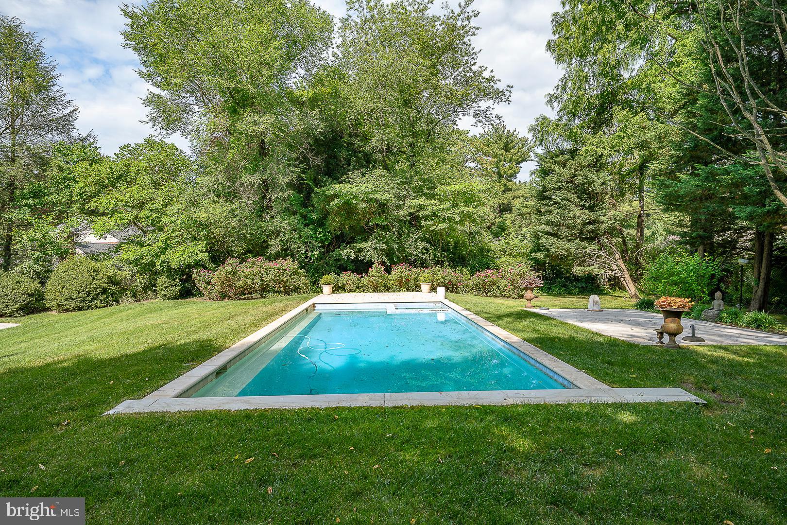 GLADWYNE - Residential