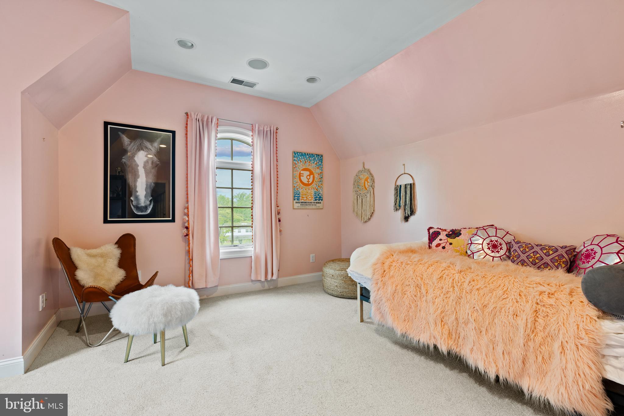 GLADWYNE - Residential