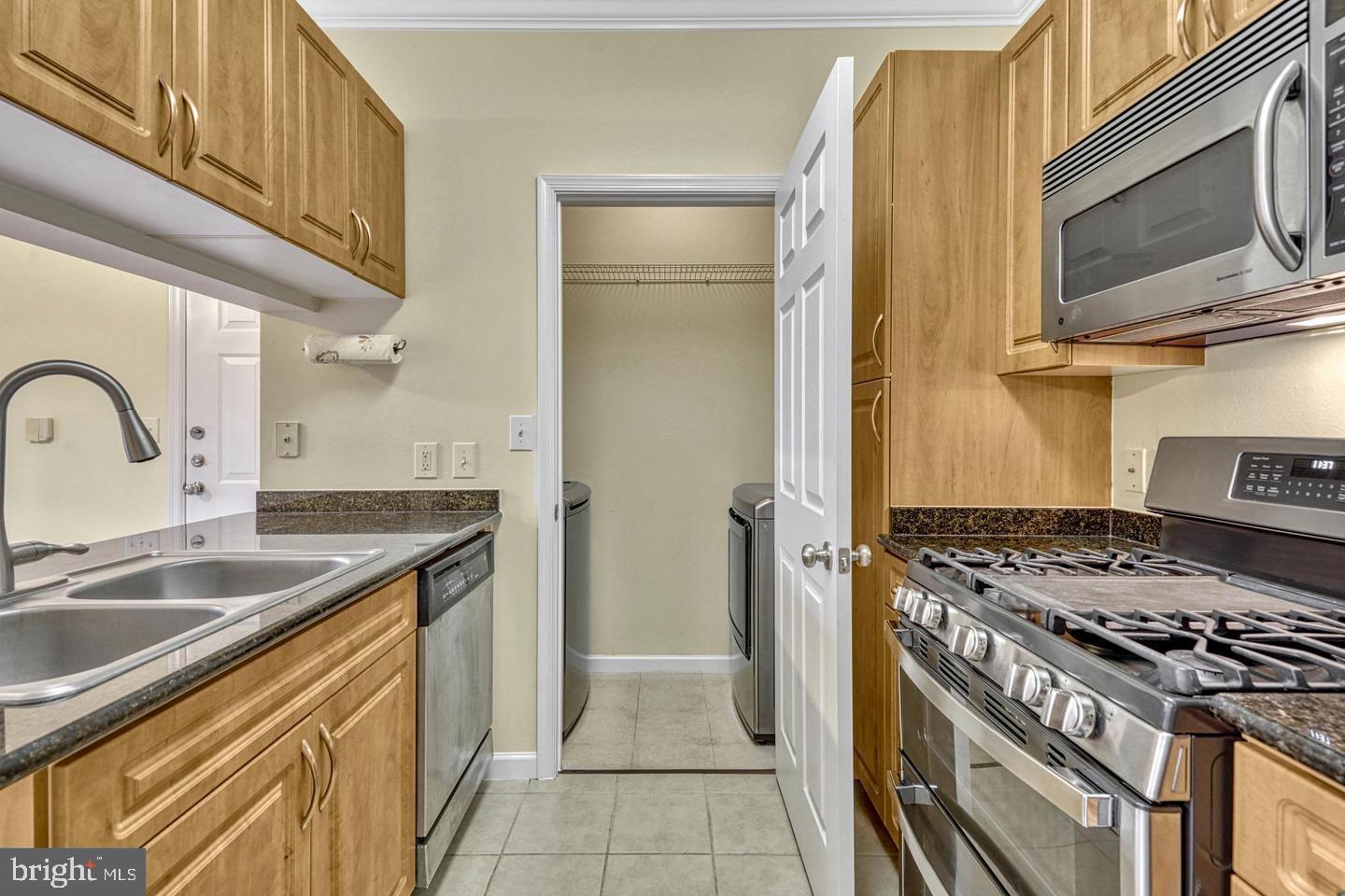 LEGATO CORNER - Residential Lease