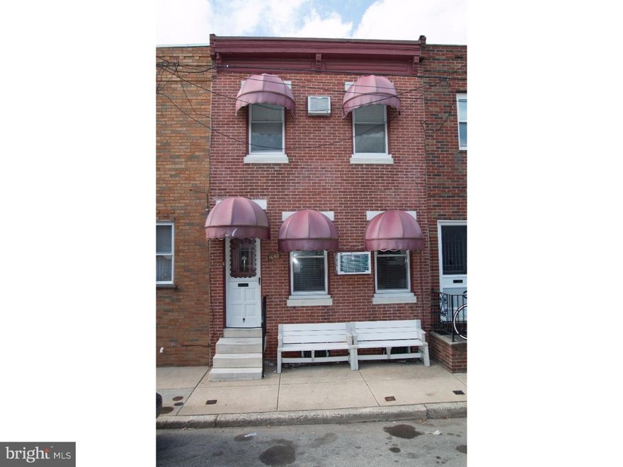 this home is in the heart of passyunk square this two-three bedroom is in good condition open floor plan first floor eat-in kitchen seperate dining room with nice size living room nice yard with plenty of light in to kitchen second floor has two nice size bedrooms and one smaller one that is used as a large closet now well maintained home with cement basement gas hot water heat and washer and dryer in basement come and see easy to show great block!!!