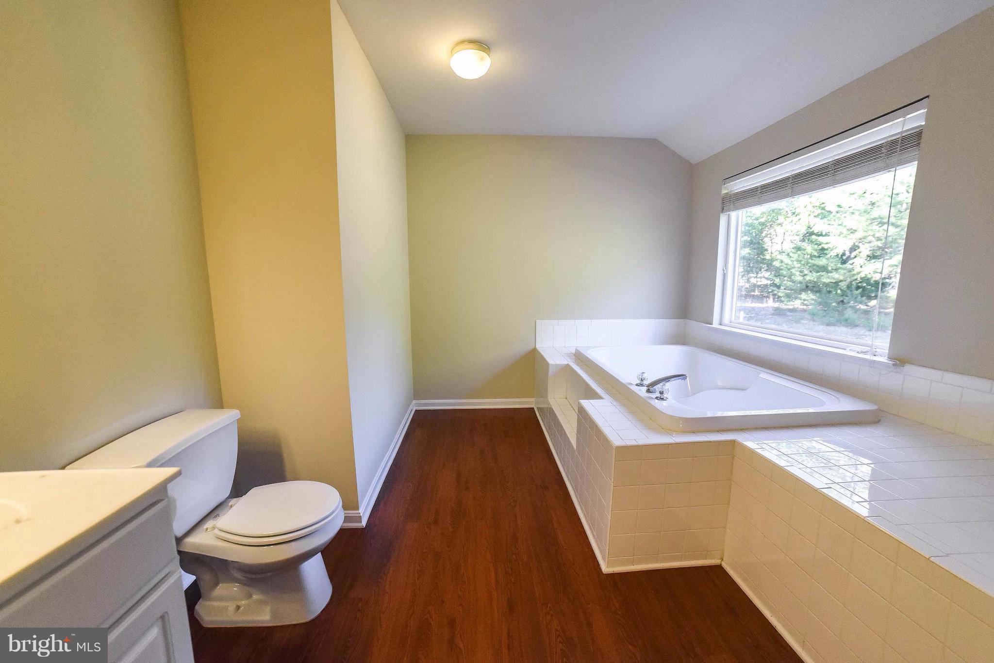 KINGSTON - Residential