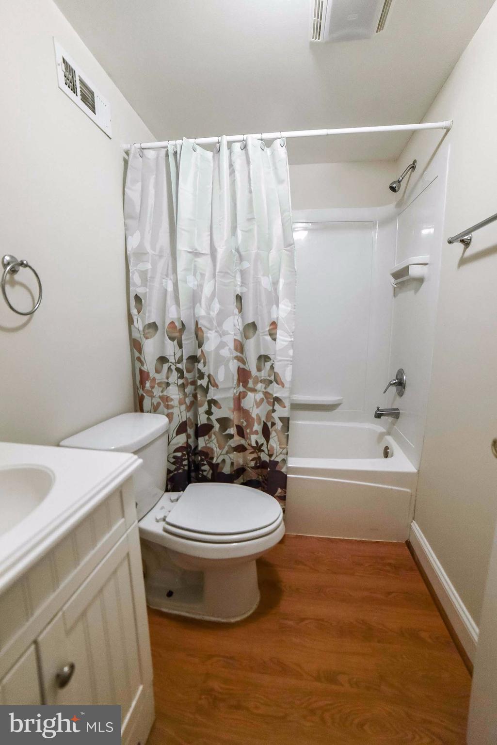 KINGSTON - Residential