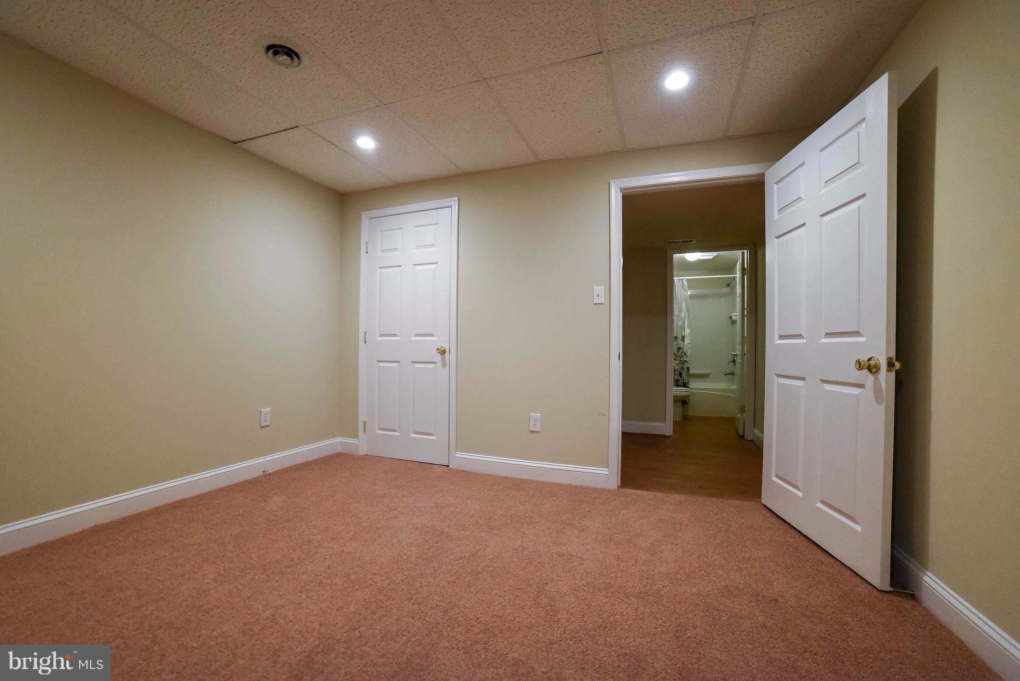 KINGSTON - Residential