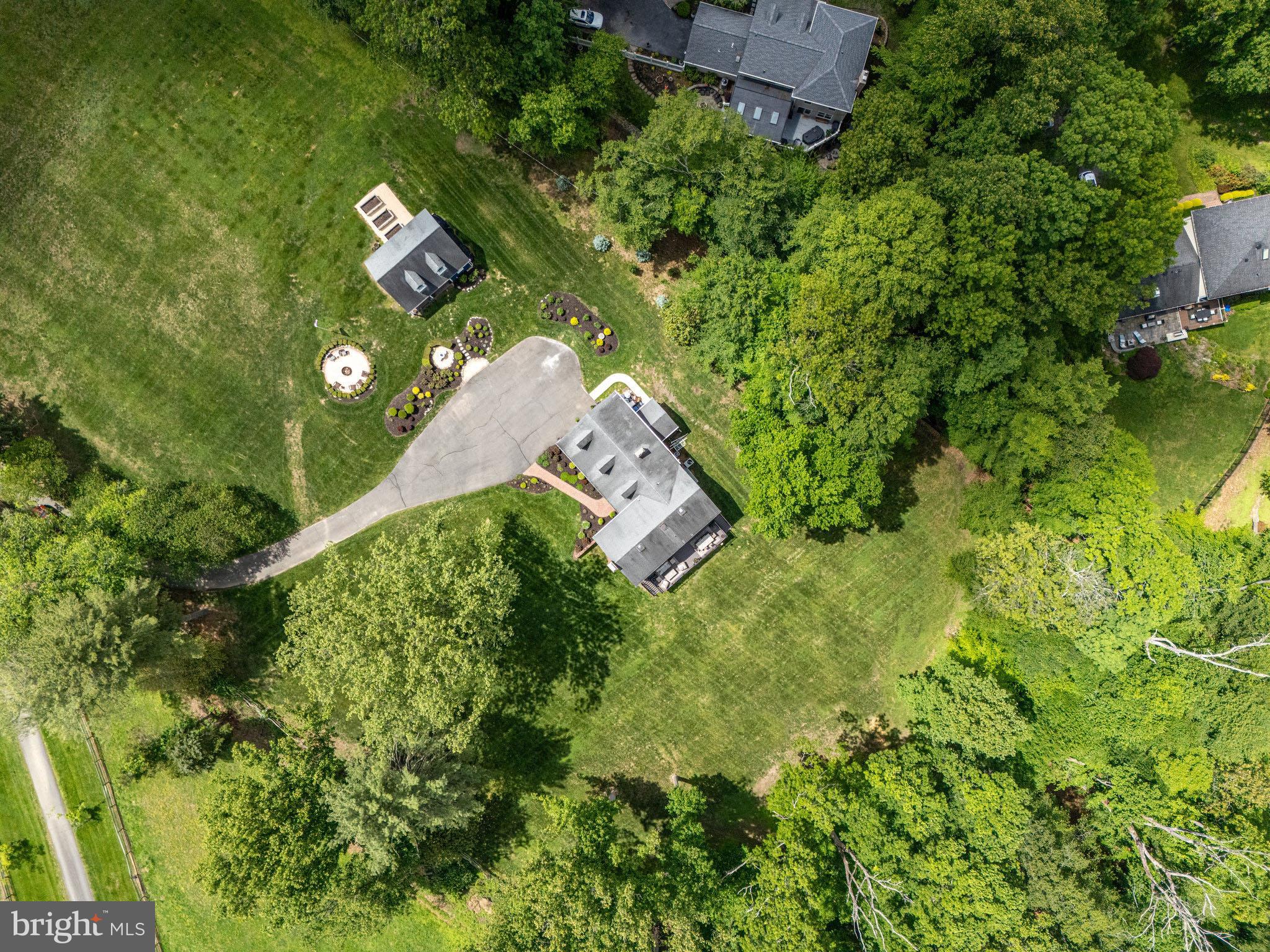 218 WALKER ROAD