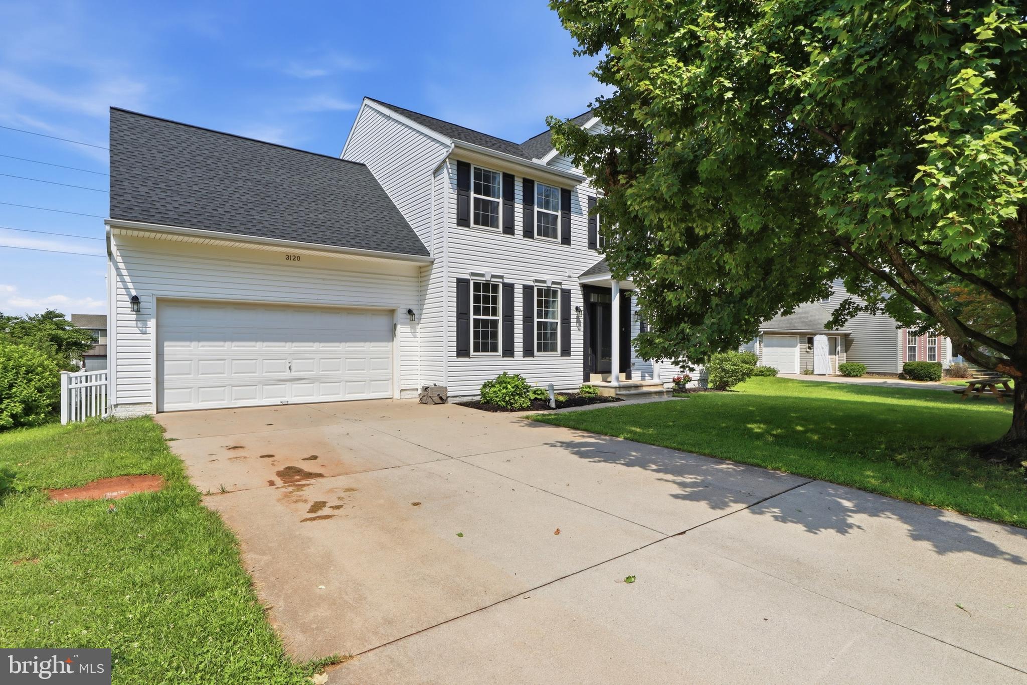 3120 HACKBERRY LANE
