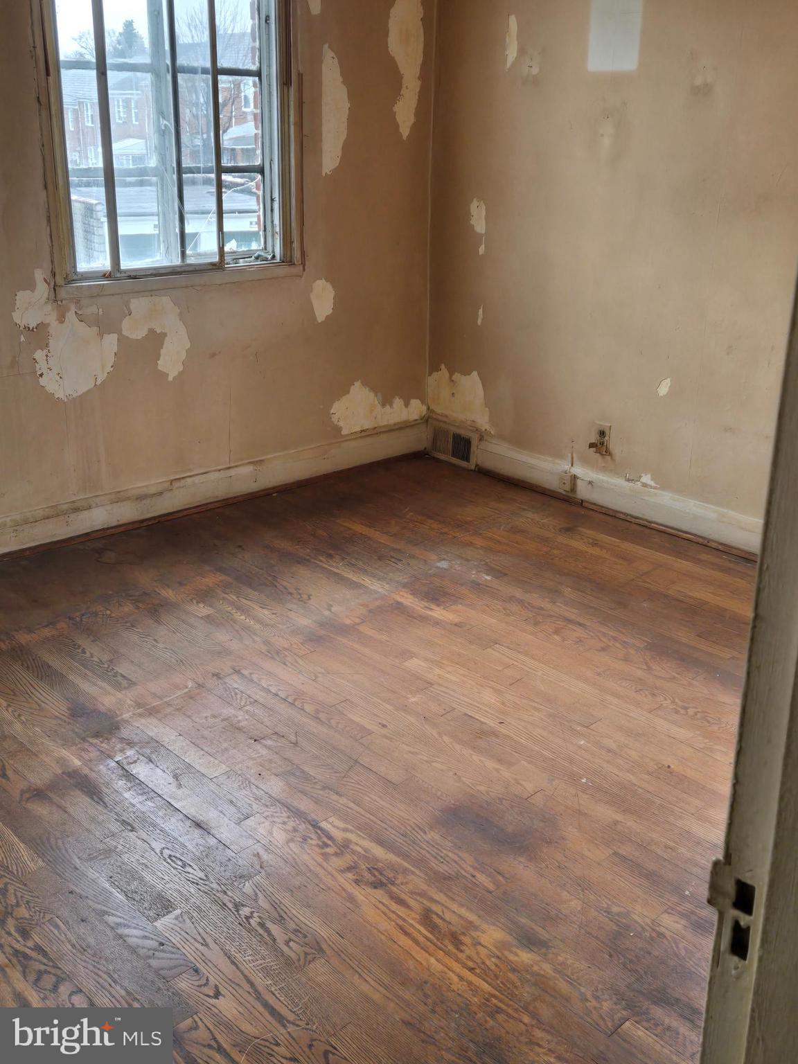 EDMONDSON VILLAGE - Residential