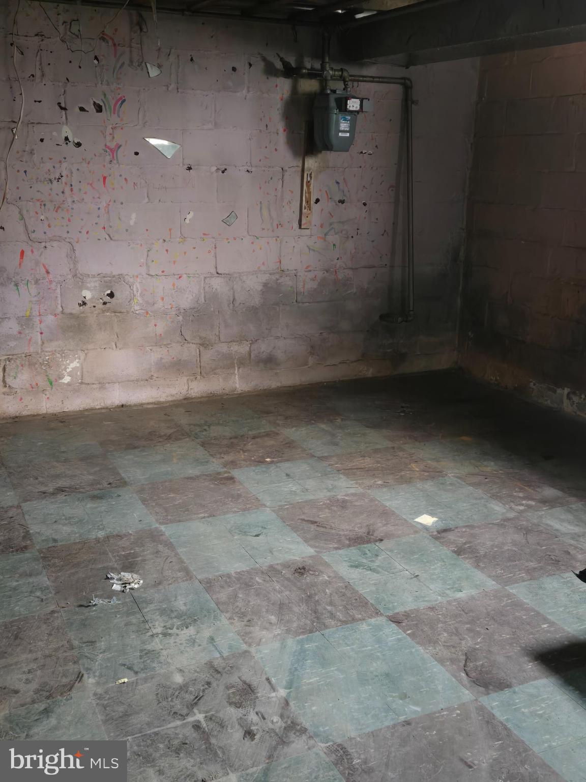 EDMONDSON VILLAGE - Residential