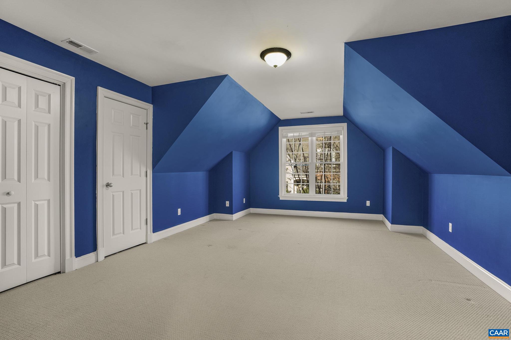 OLD TRAIL - Residential