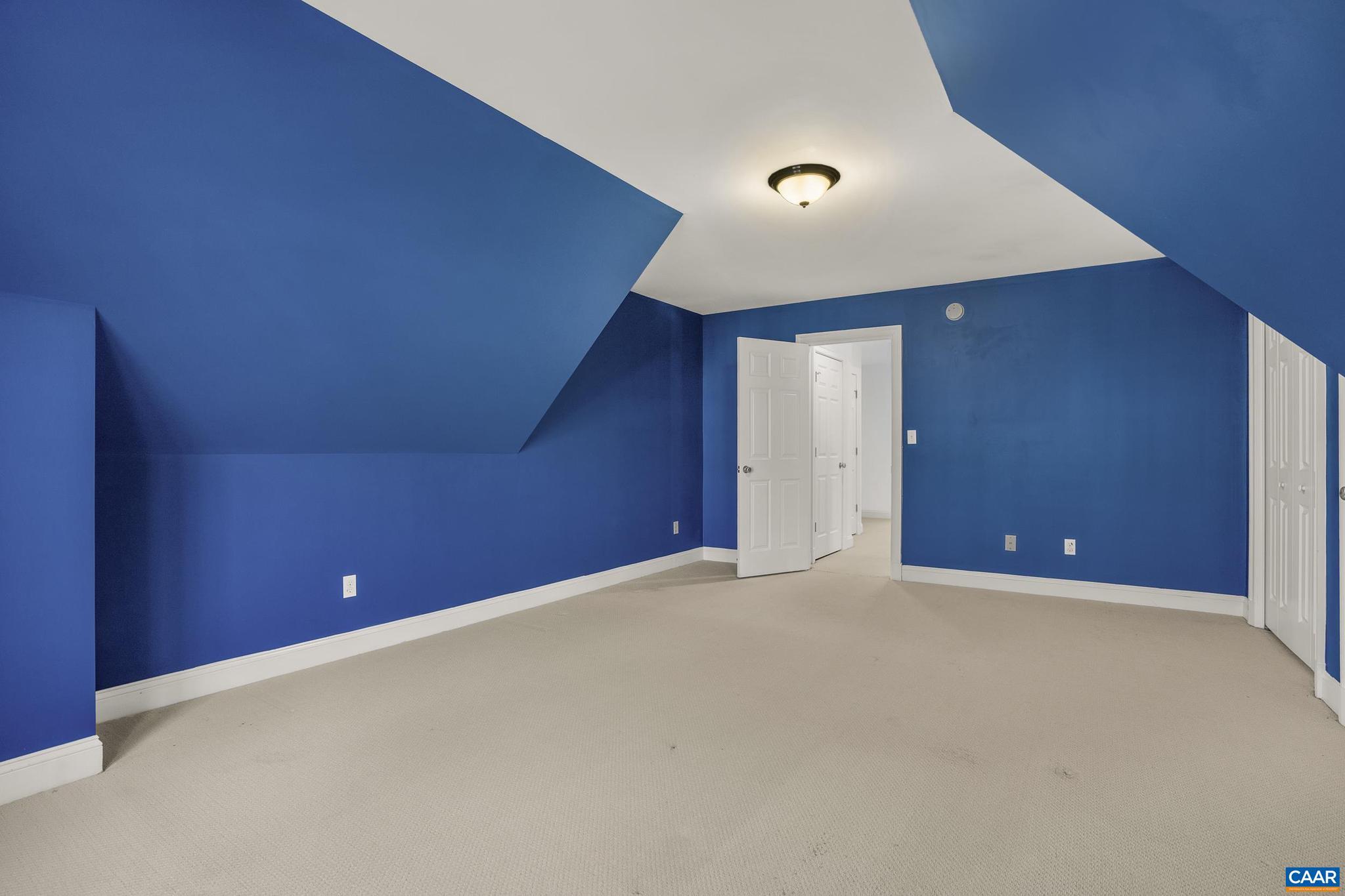 OLD TRAIL - Residential