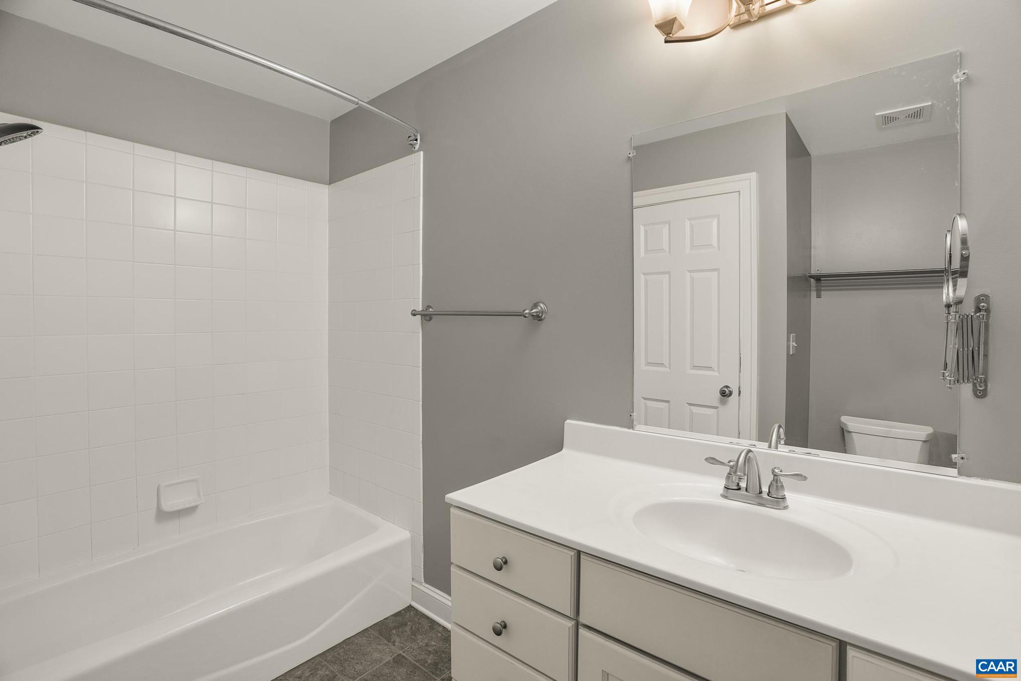 OLD TRAIL - Residential