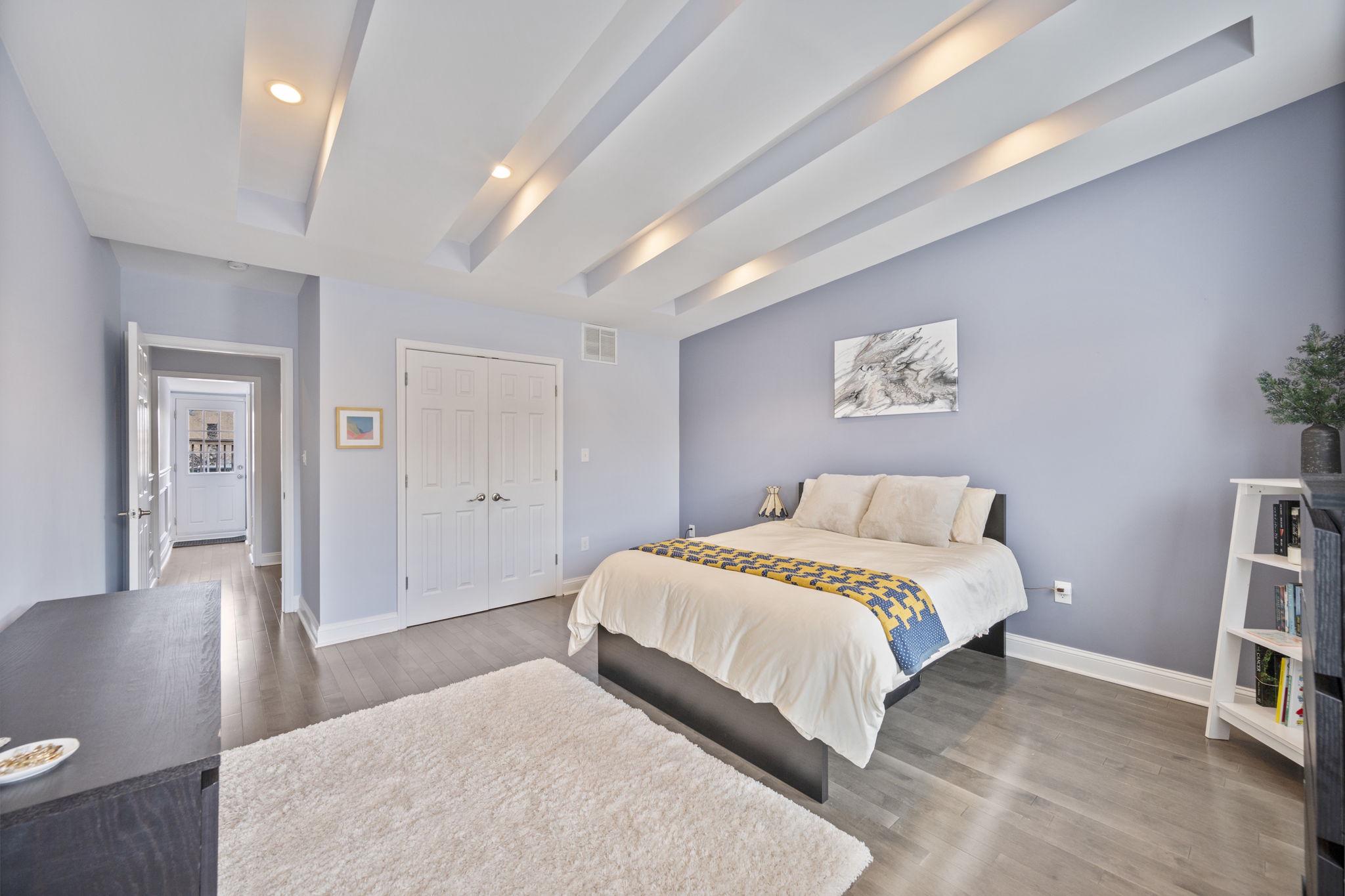 BUTCHERS HILL - Residential