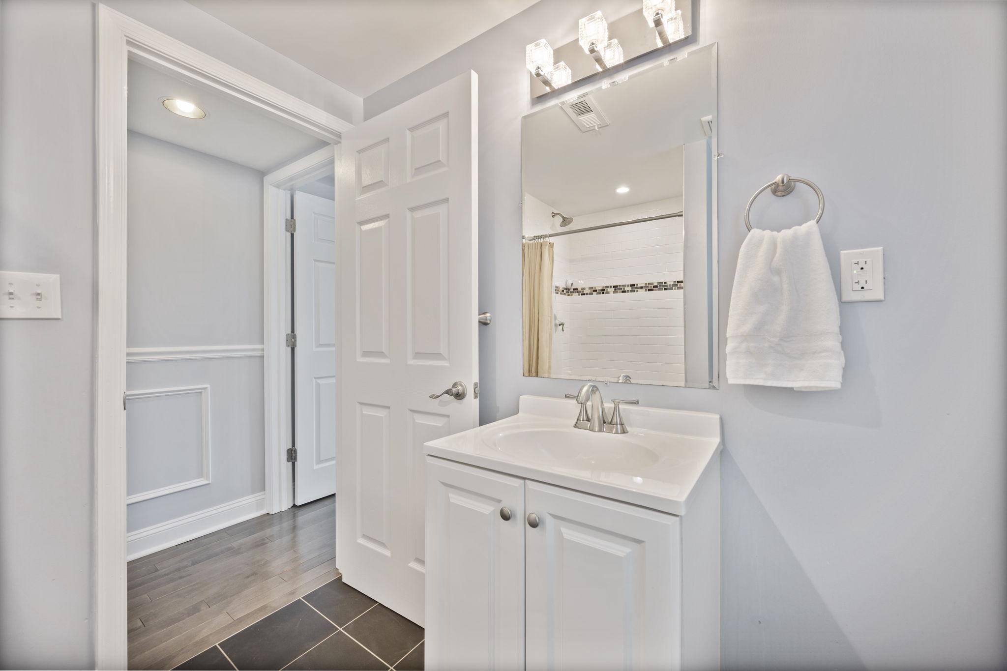 BUTCHERS HILL - Residential