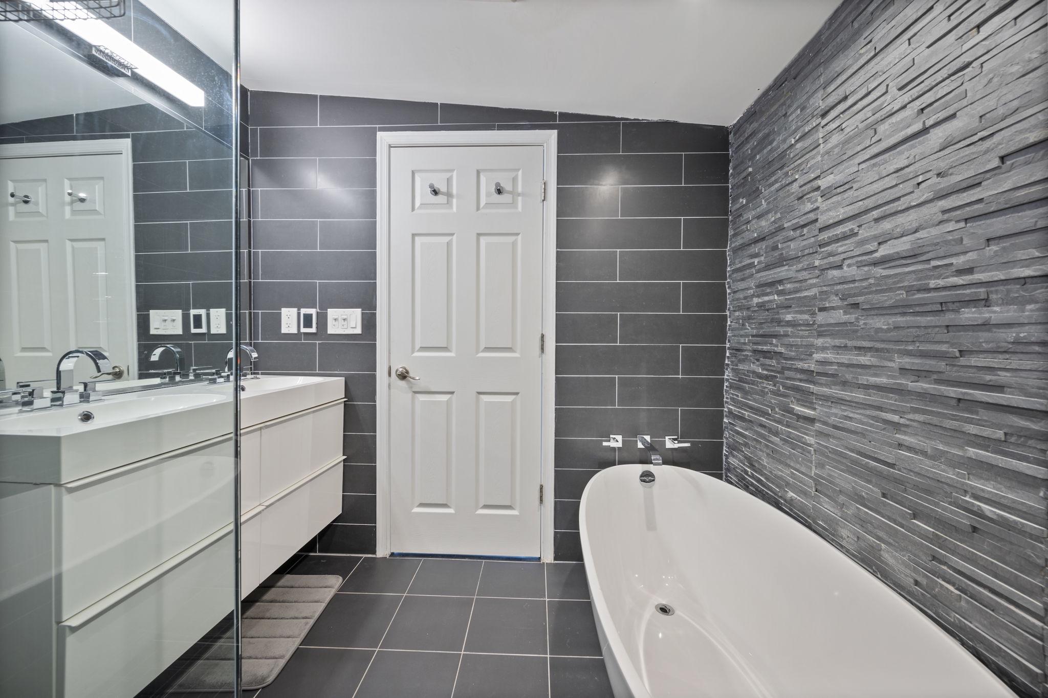 BUTCHERS HILL - Residential