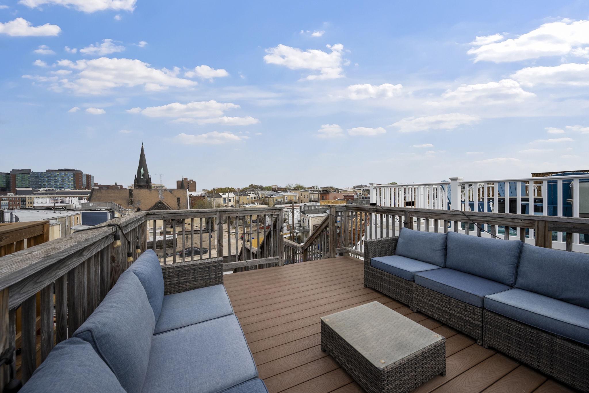 BUTCHERS HILL - Residential