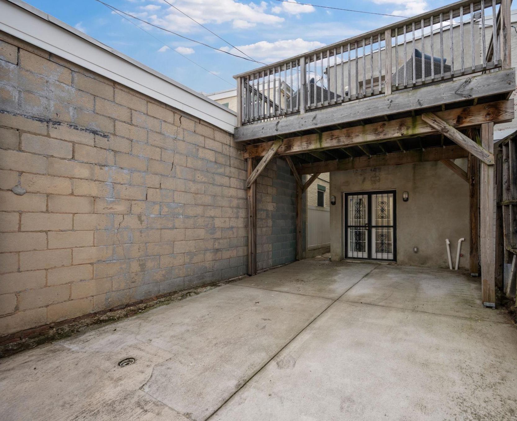 BUTCHERS HILL - Residential