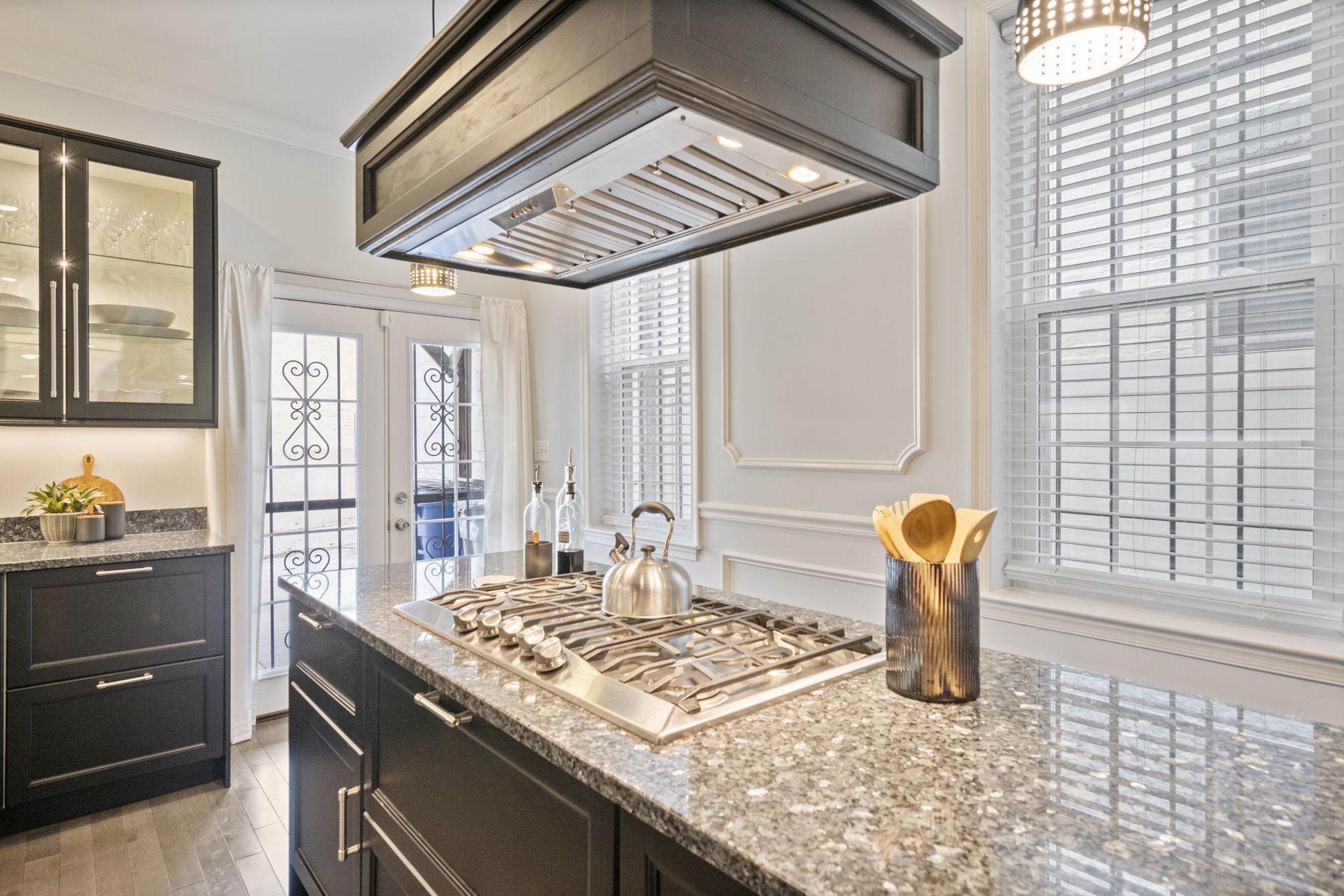 BUTCHERS HILL - Residential