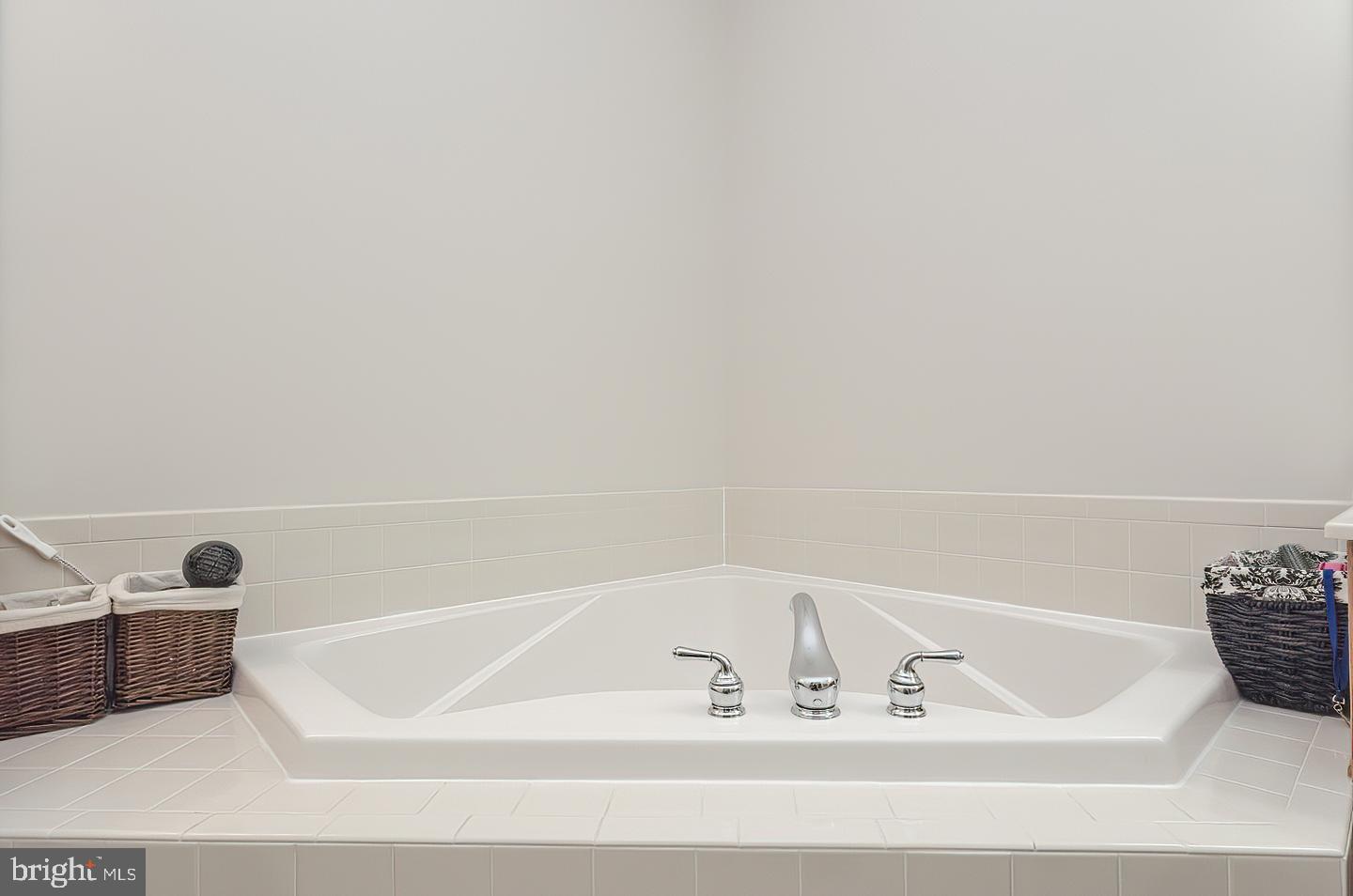 HAMMONDS MILL - Residential