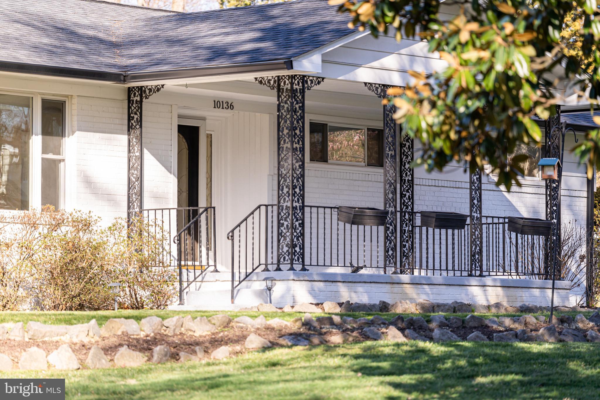 RIDGE MANOR - Residential