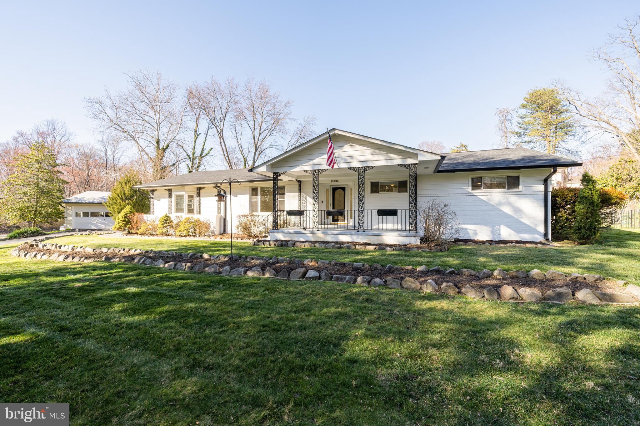 RIDGE MANOR - Residential