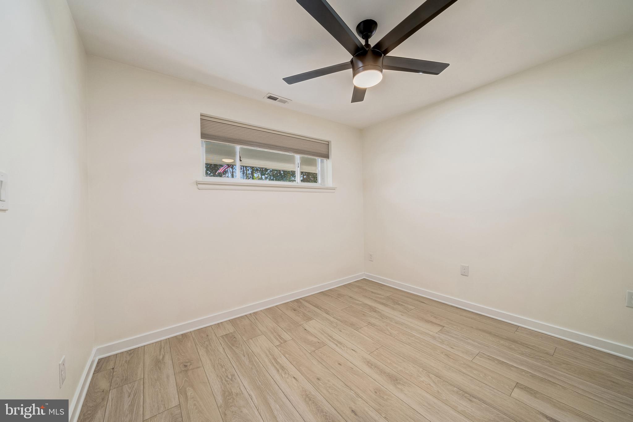 RIDGE MANOR - Residential