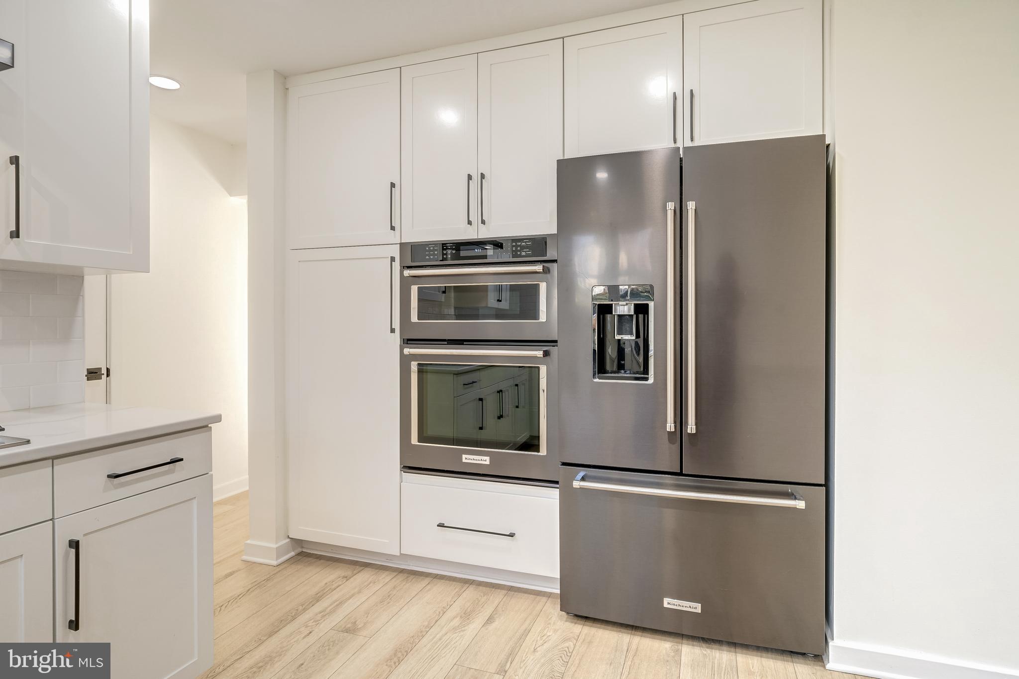 RIDGE MANOR - Residential