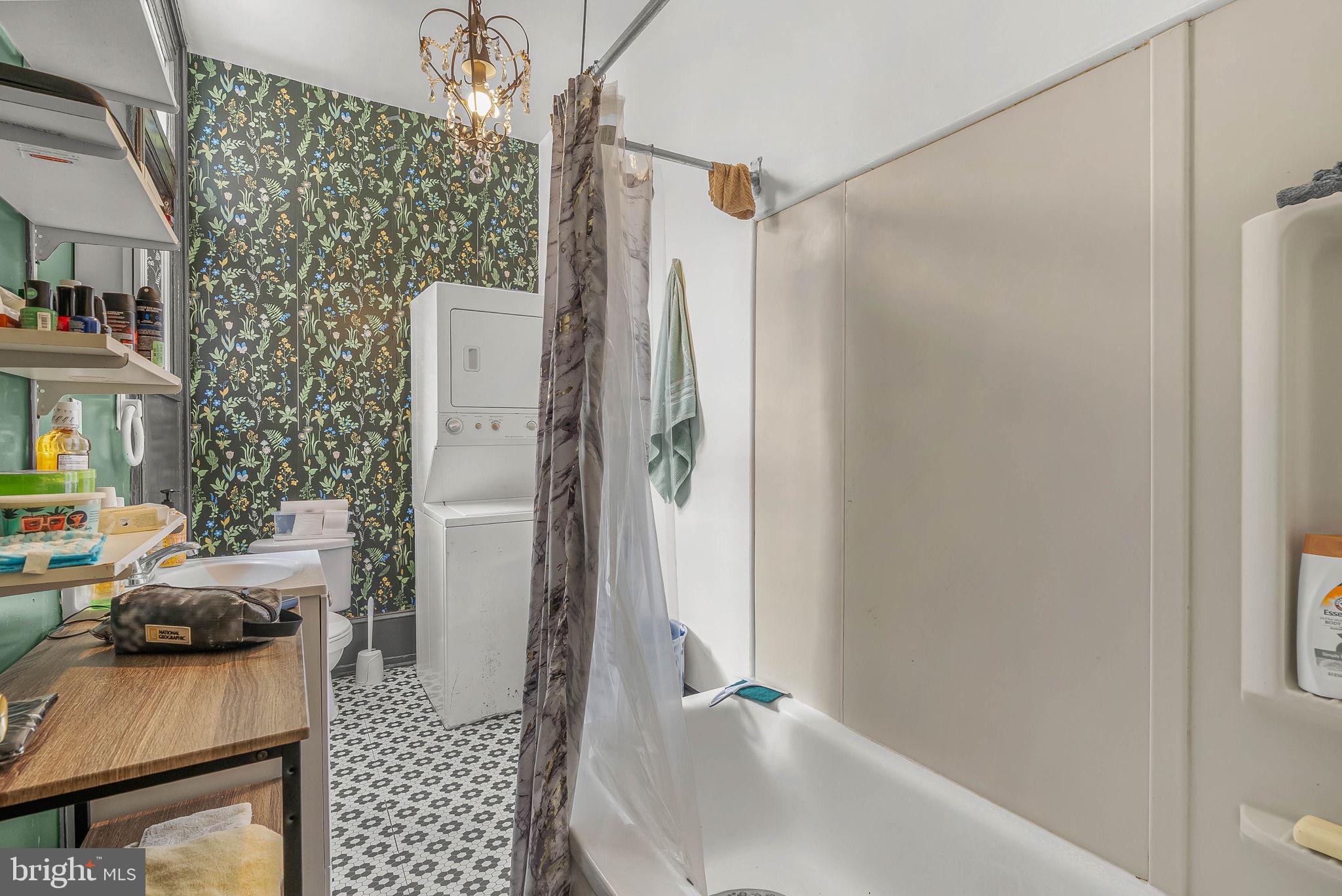 NICETOWN-TIOGA - Residential Income