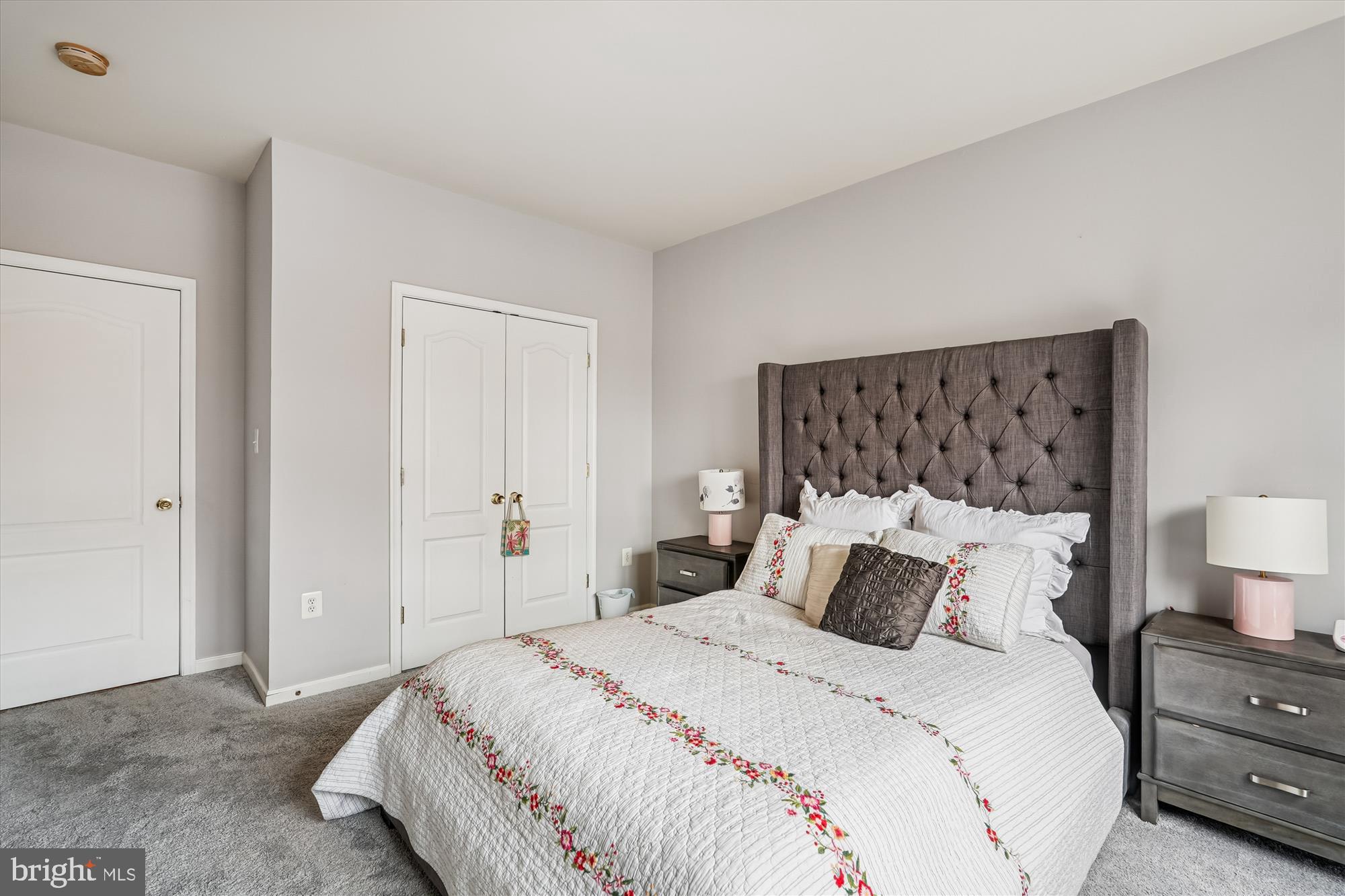 THE RESERVE CONDOMINIUMS - Residential