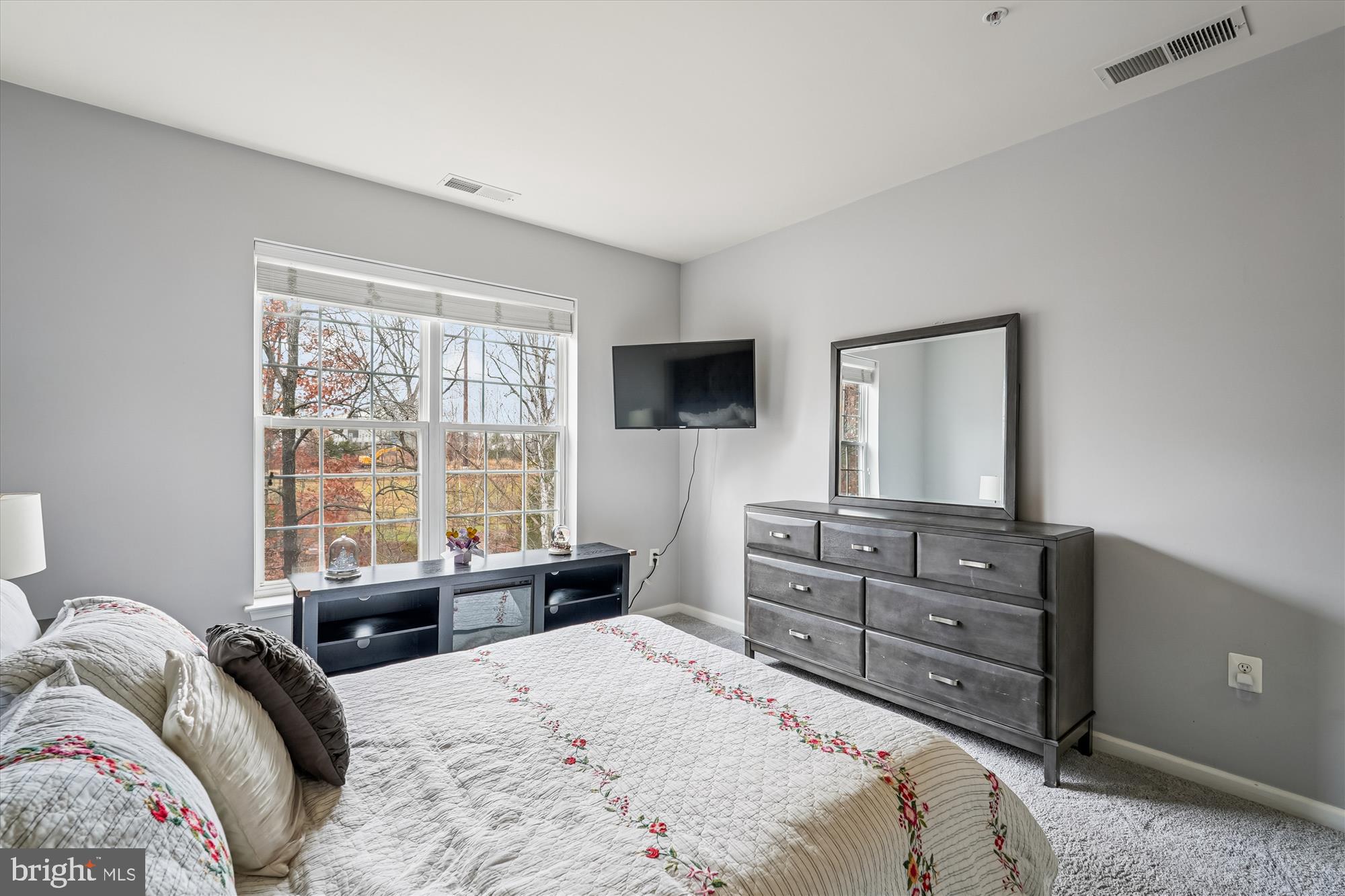 THE RESERVE CONDOMINIUMS - Residential