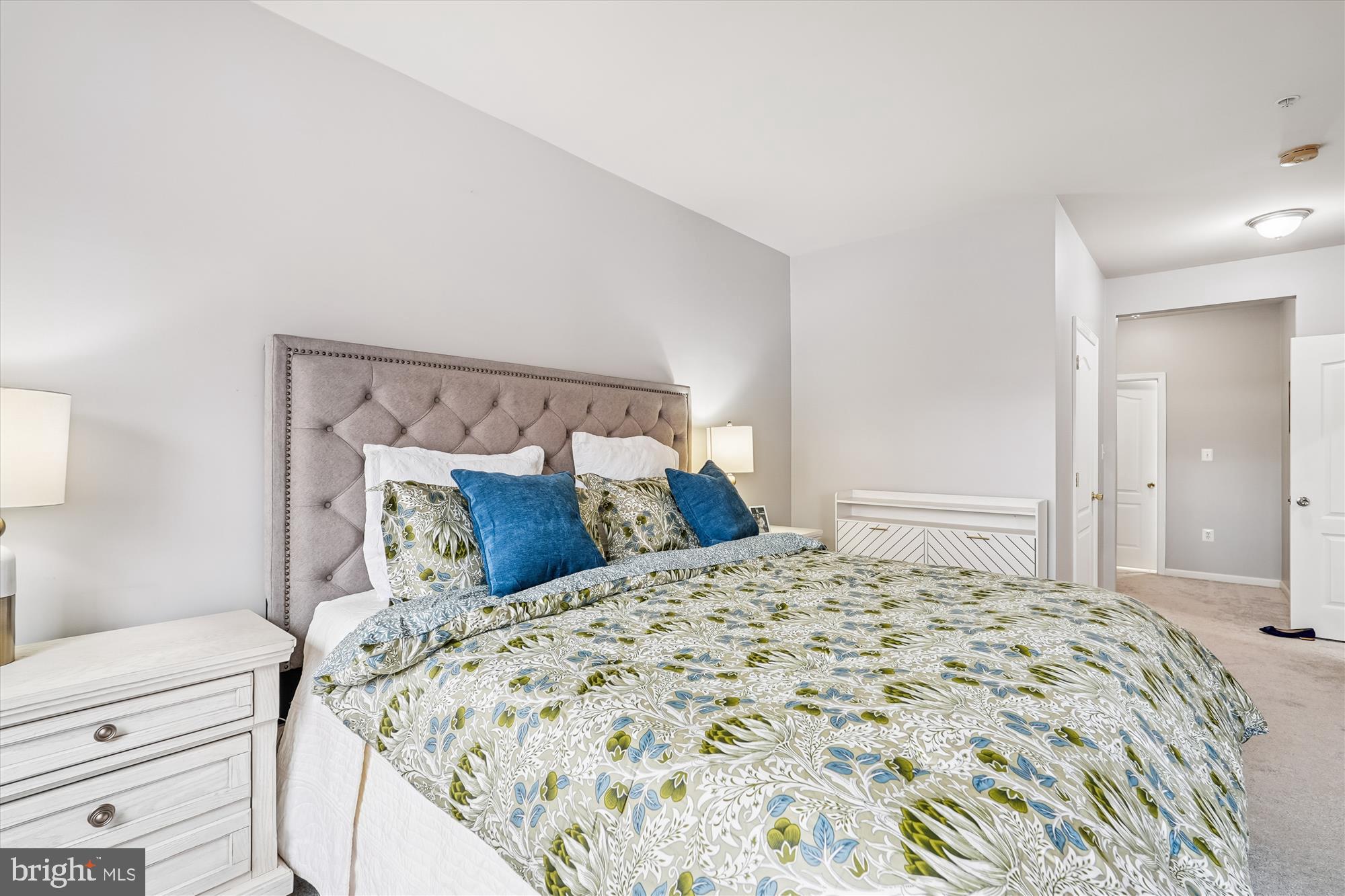 THE RESERVE CONDOMINIUMS - Residential