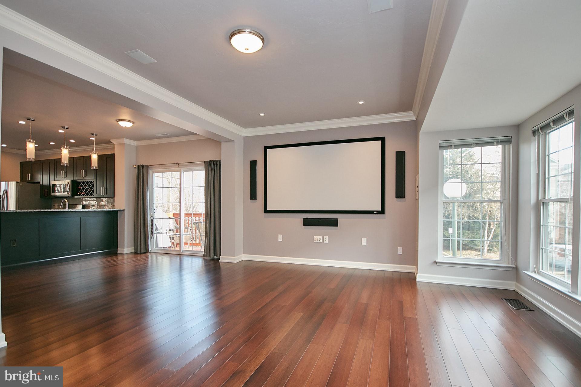 RANDOM HILLS LAND BAY - Residential