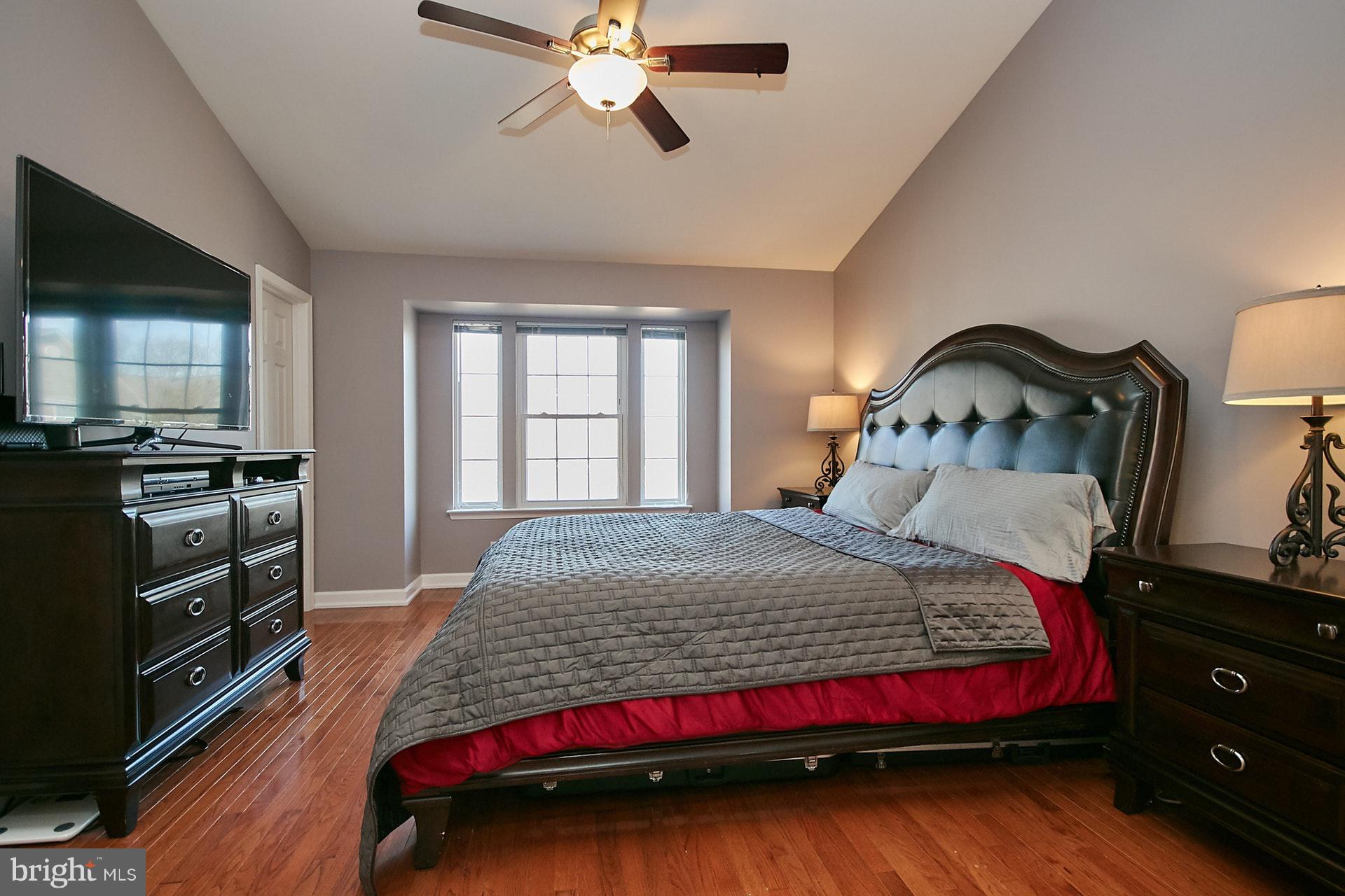 RANDOM HILLS LAND BAY - Residential