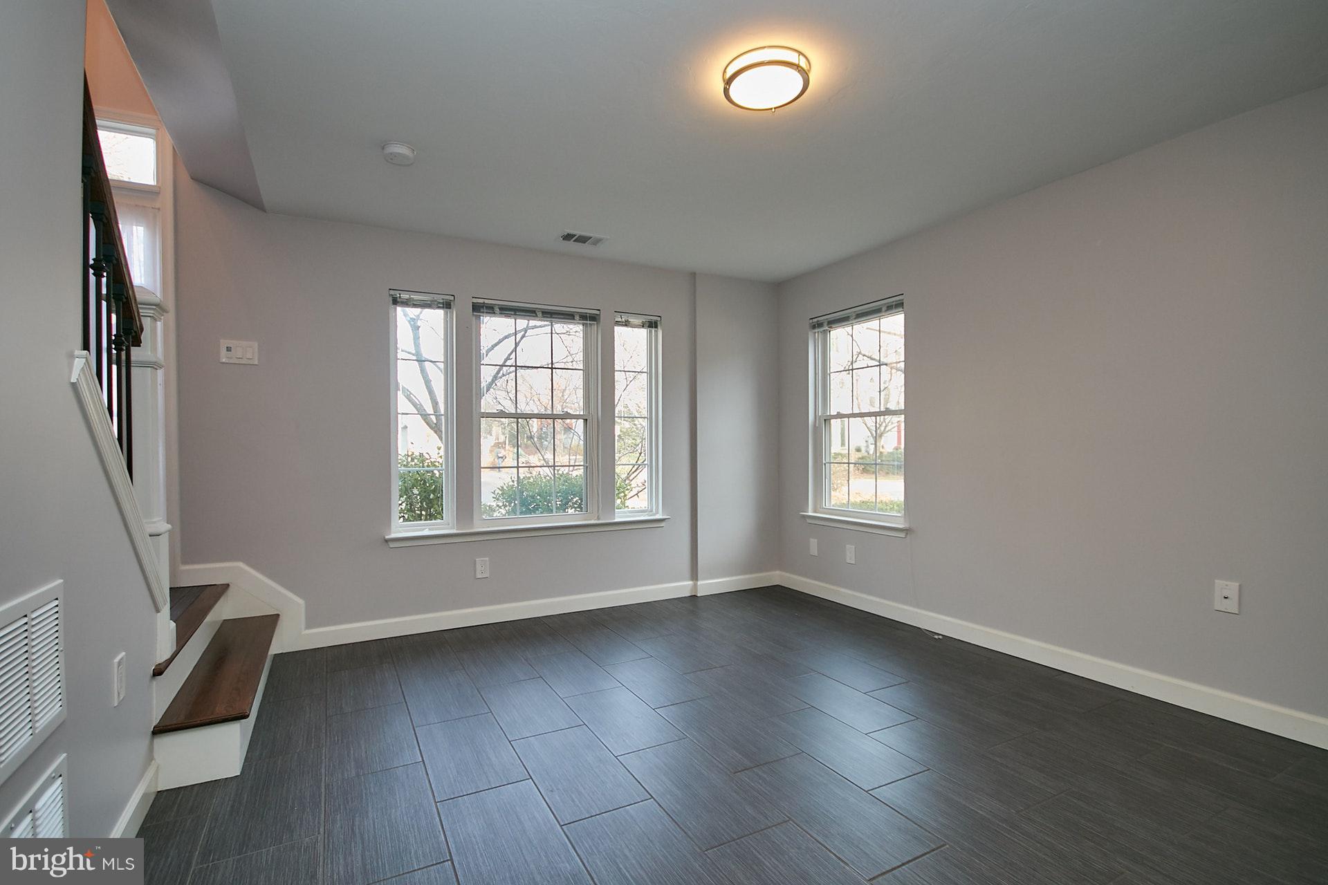 RANDOM HILLS LAND BAY - Residential